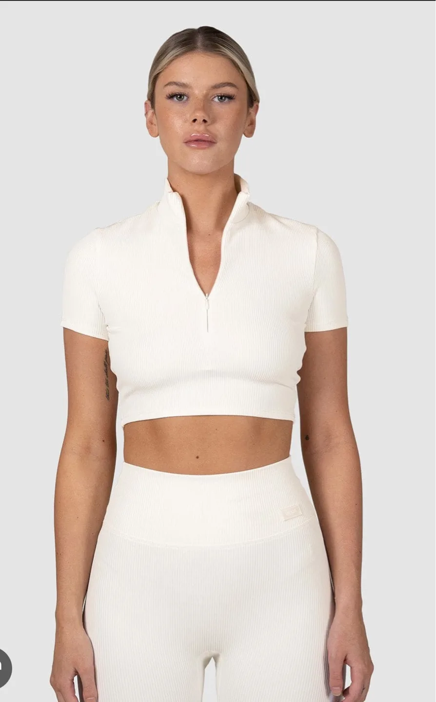 Nama LUXRIB™ Mock Crop - S/M thumbnail