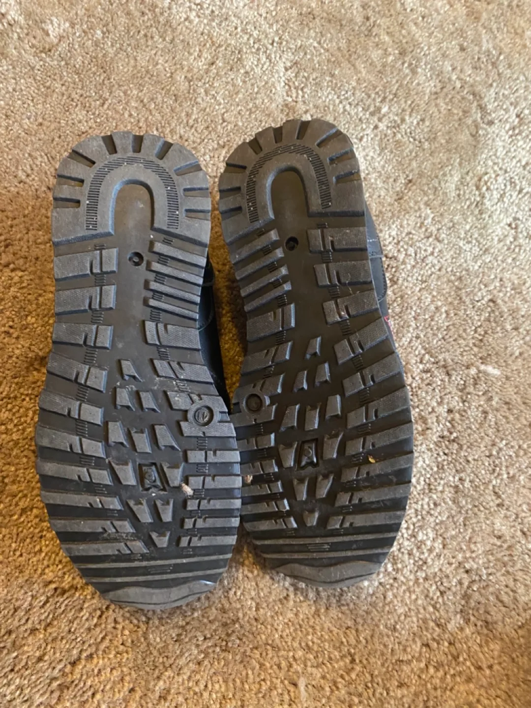 Toto Rina Black Sneakers - Size 9 image indicator(5)