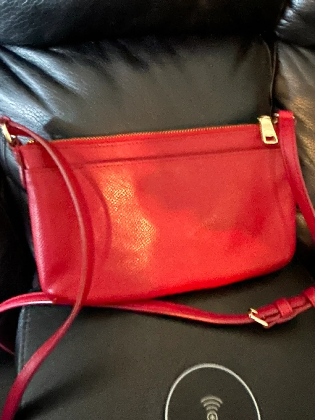 Coach Red Leather Crossbody Bag image indicator(3)