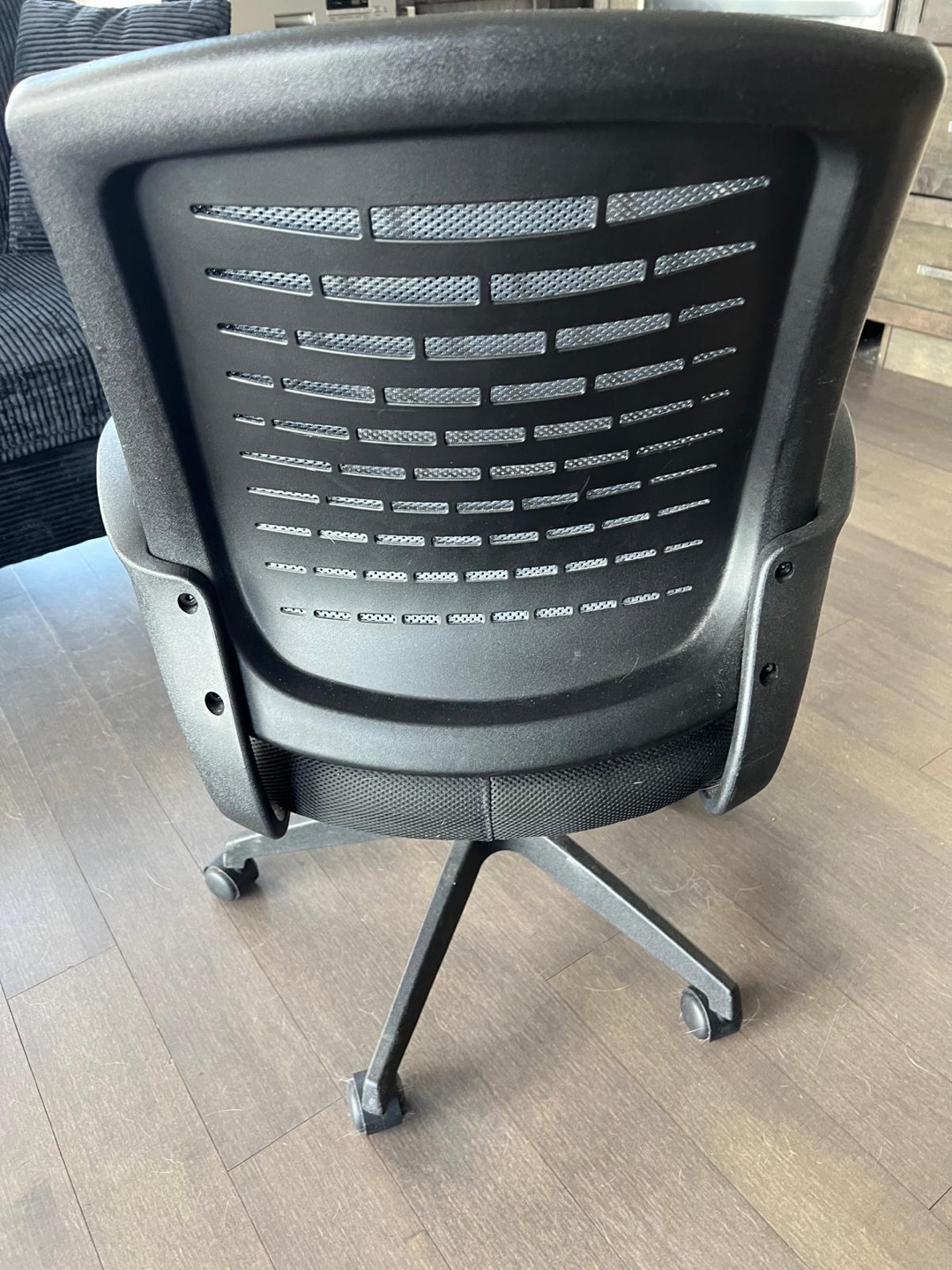 Black Office Chair - photo 2