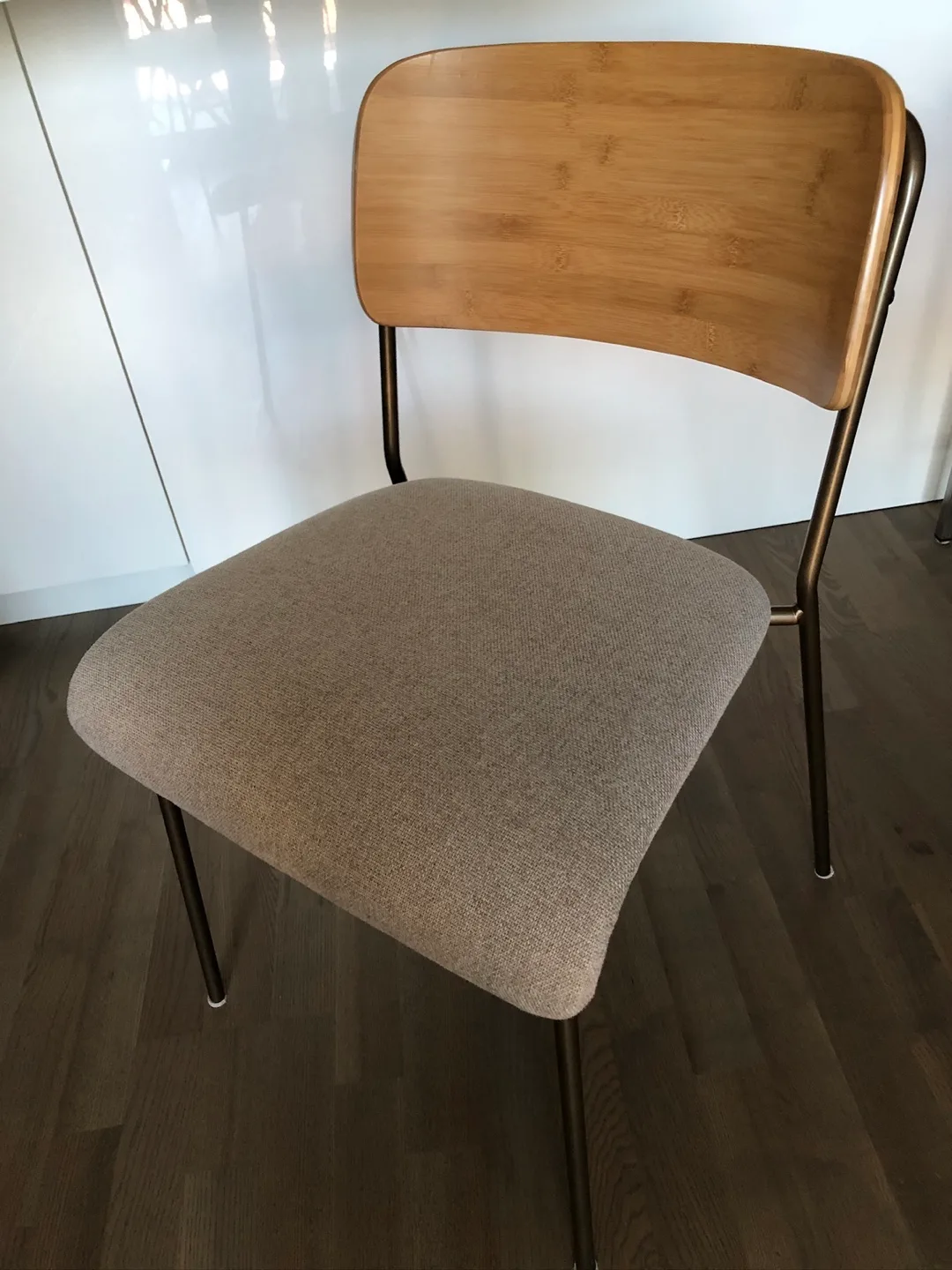 Dining Chairs  (4) image indicator(4)