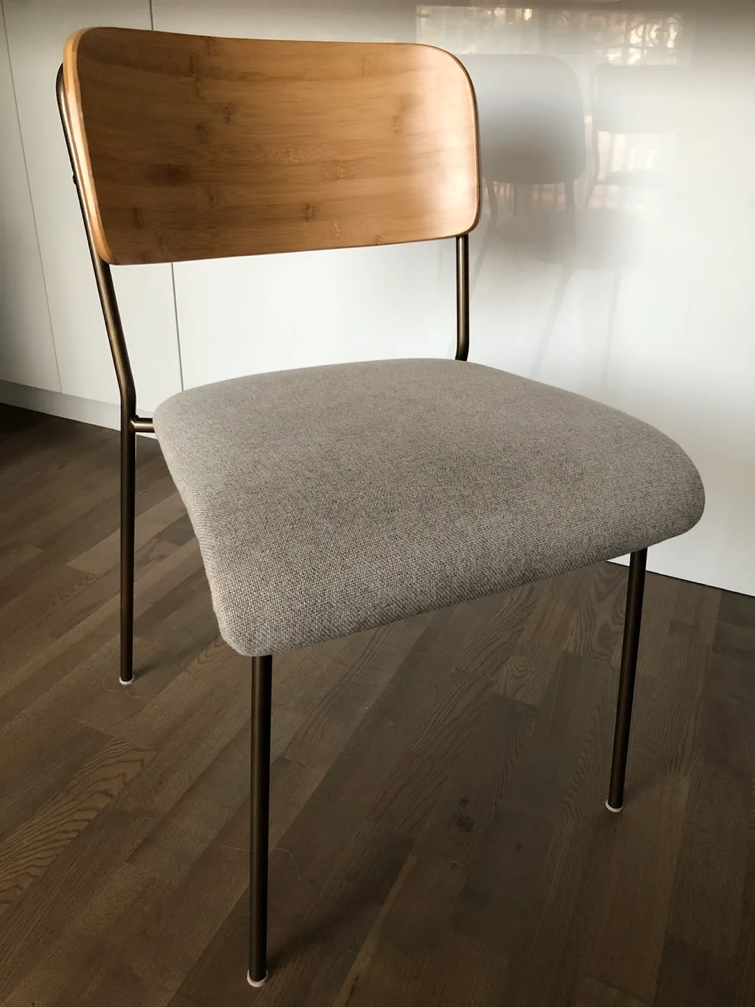 Dining Chairs  (4) image indicator(3)