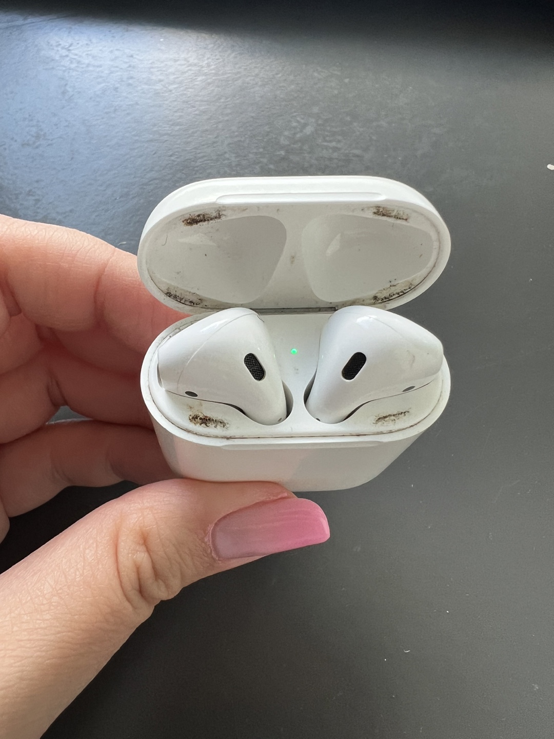 Apple AirPods (2nd Generation) - photo 5