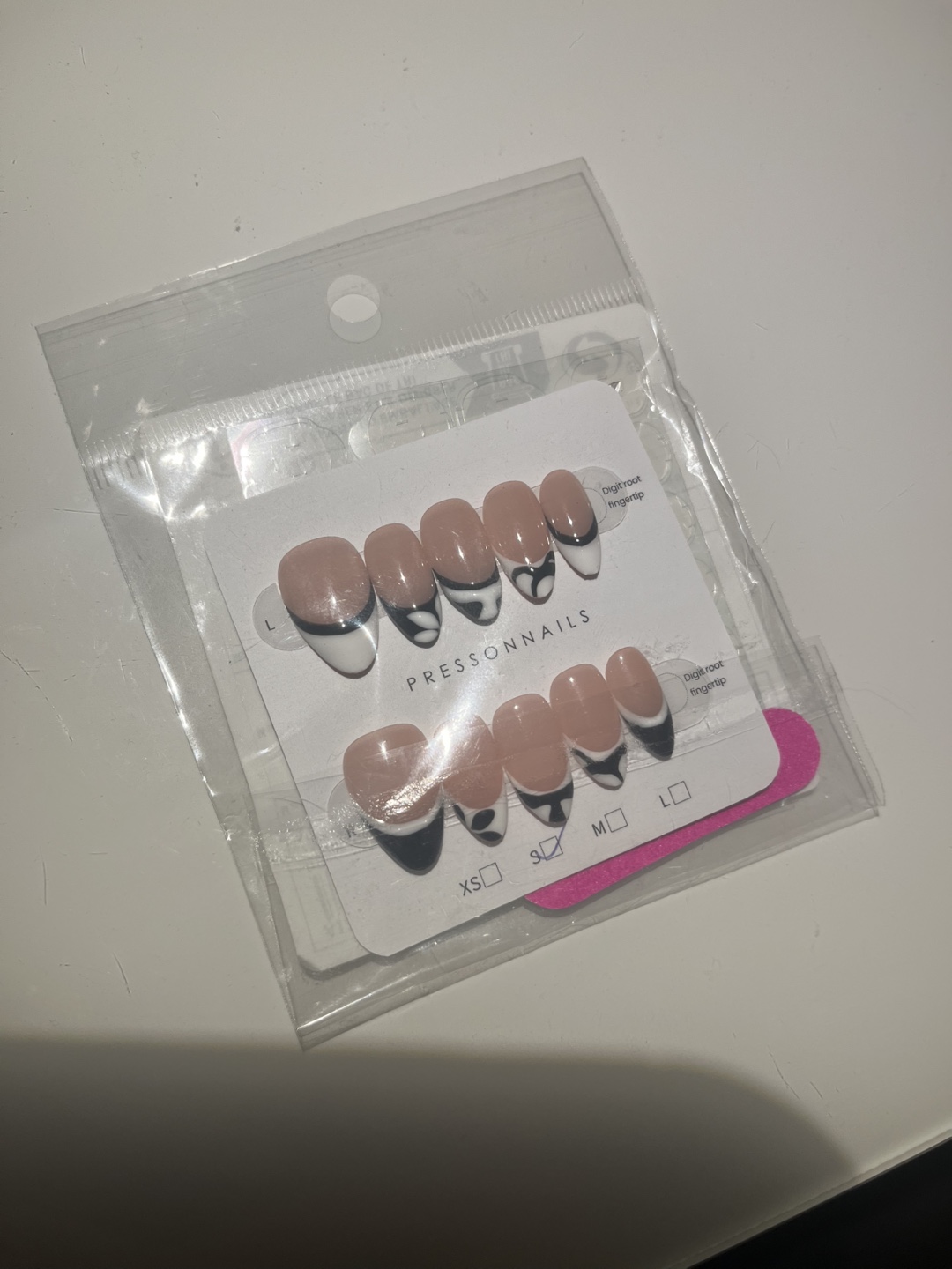 New Press on Nails - Size Small