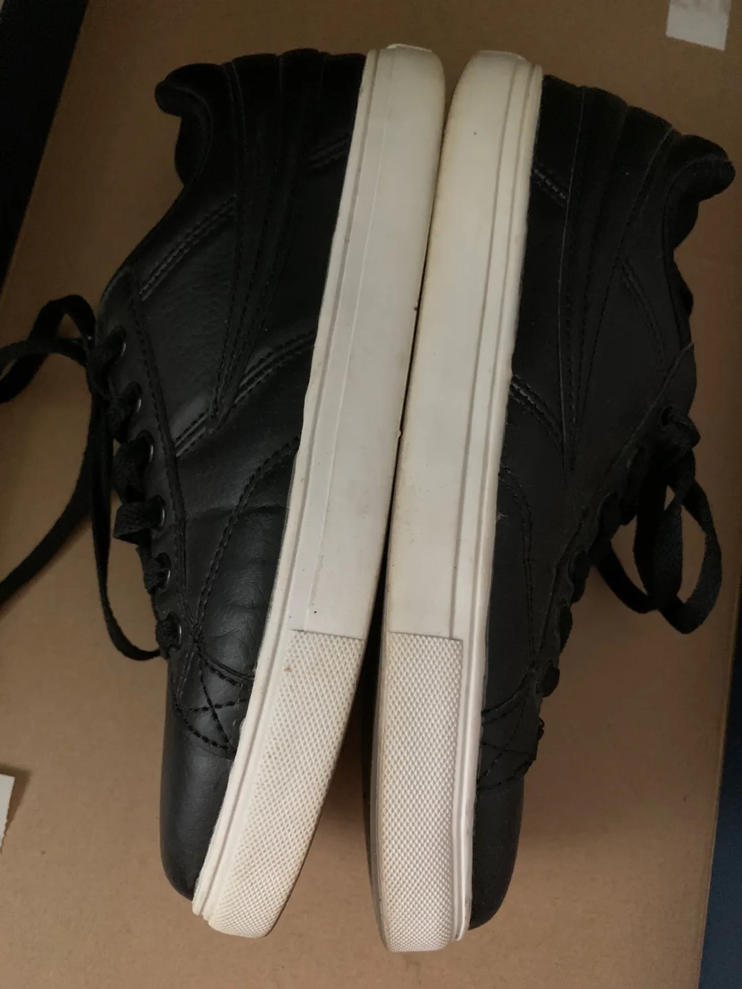 Fila Women’s Black Sneakers US 6.5 / EU 37.5 image indicator(2)