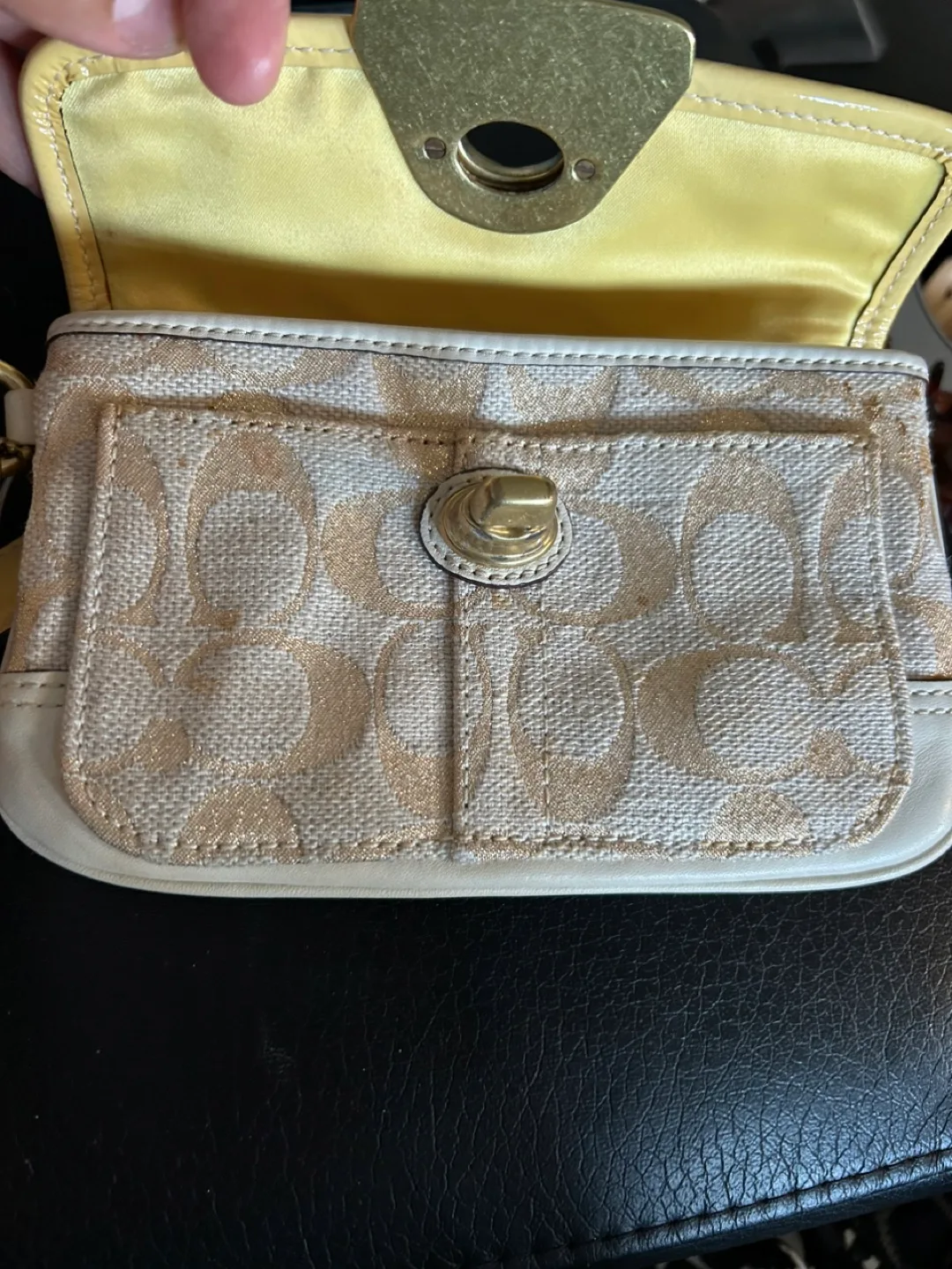 Coach Wristlet Purse image indicator(2)