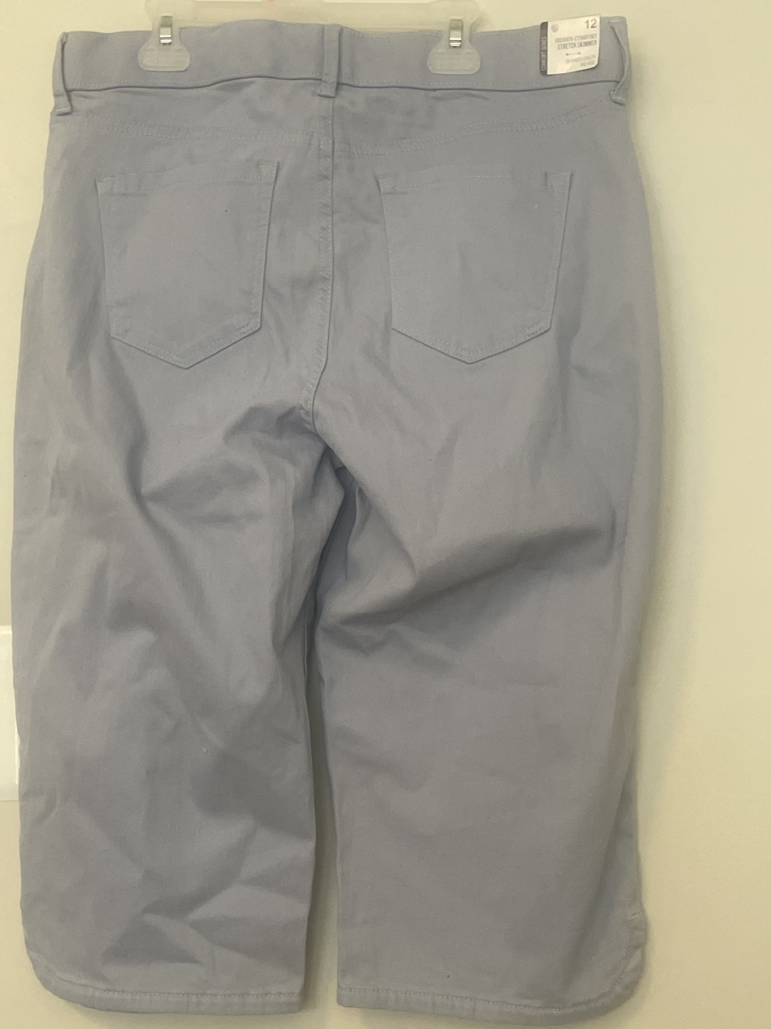 Alfred Dunner Lavender Denim Capri Pants - Size 12 - photo 2