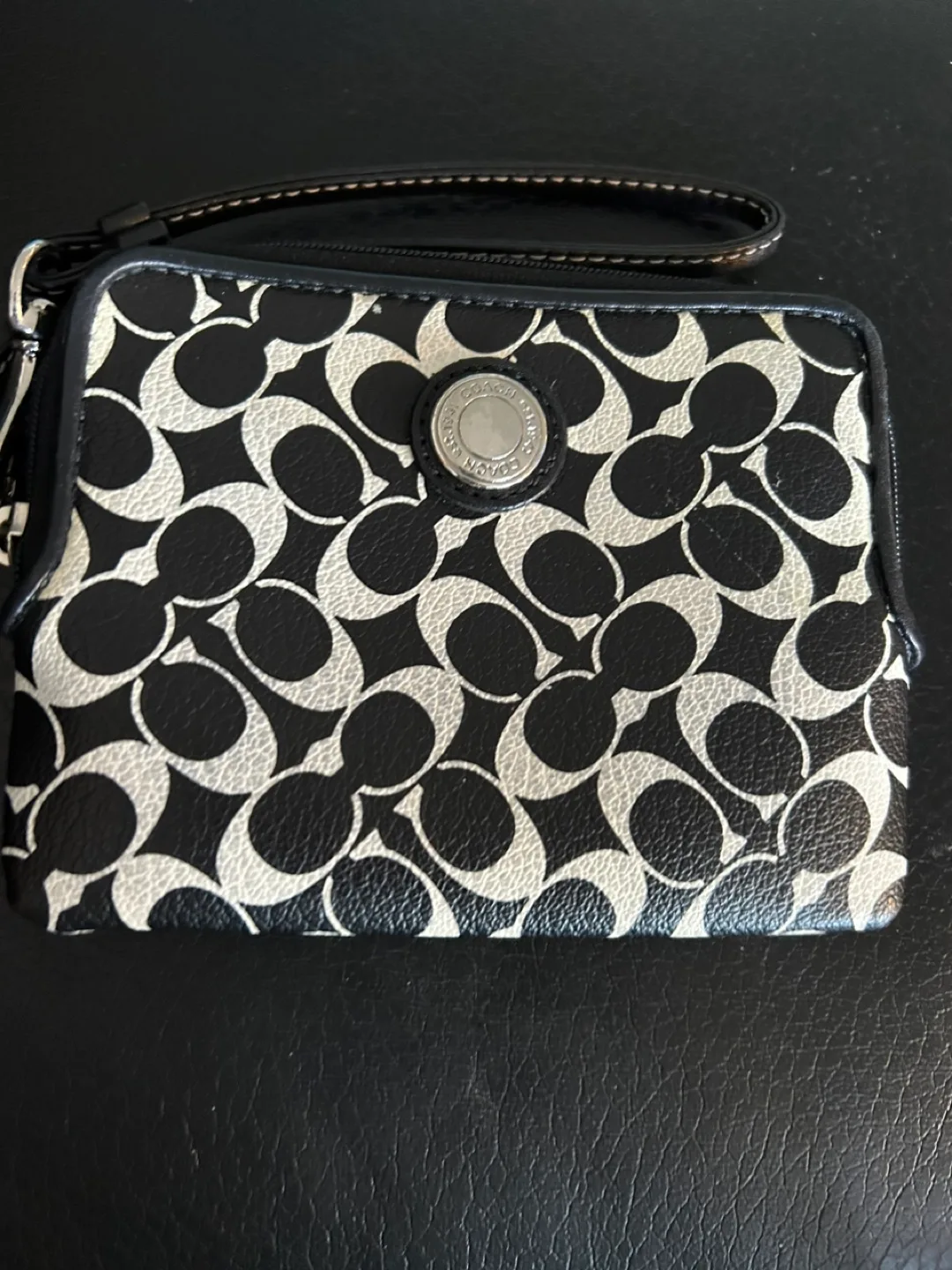 Coach Wristlet Black/White Signature thumbnail