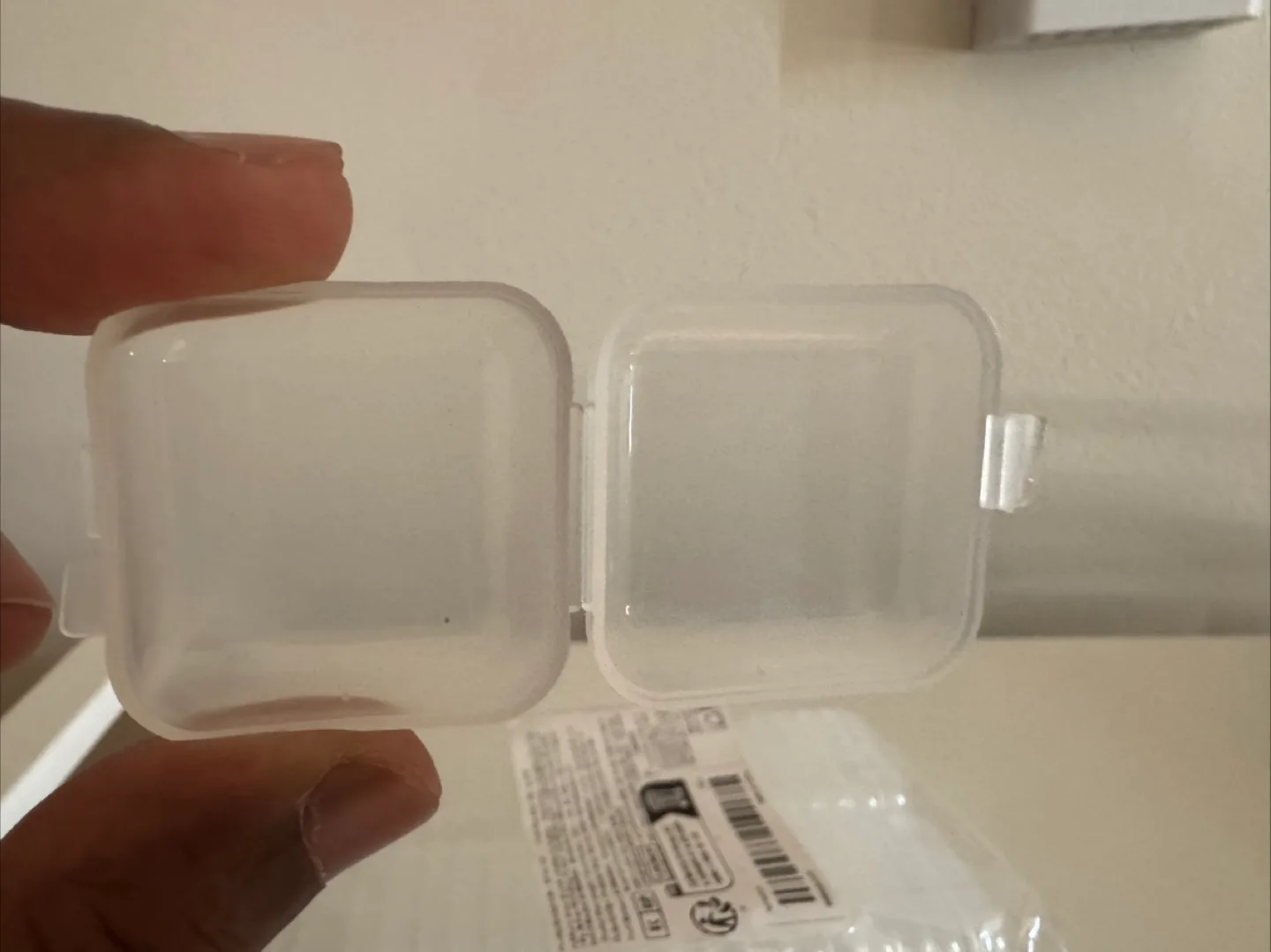 20pcs Clear Small Square Storage Containers image indicator(5)