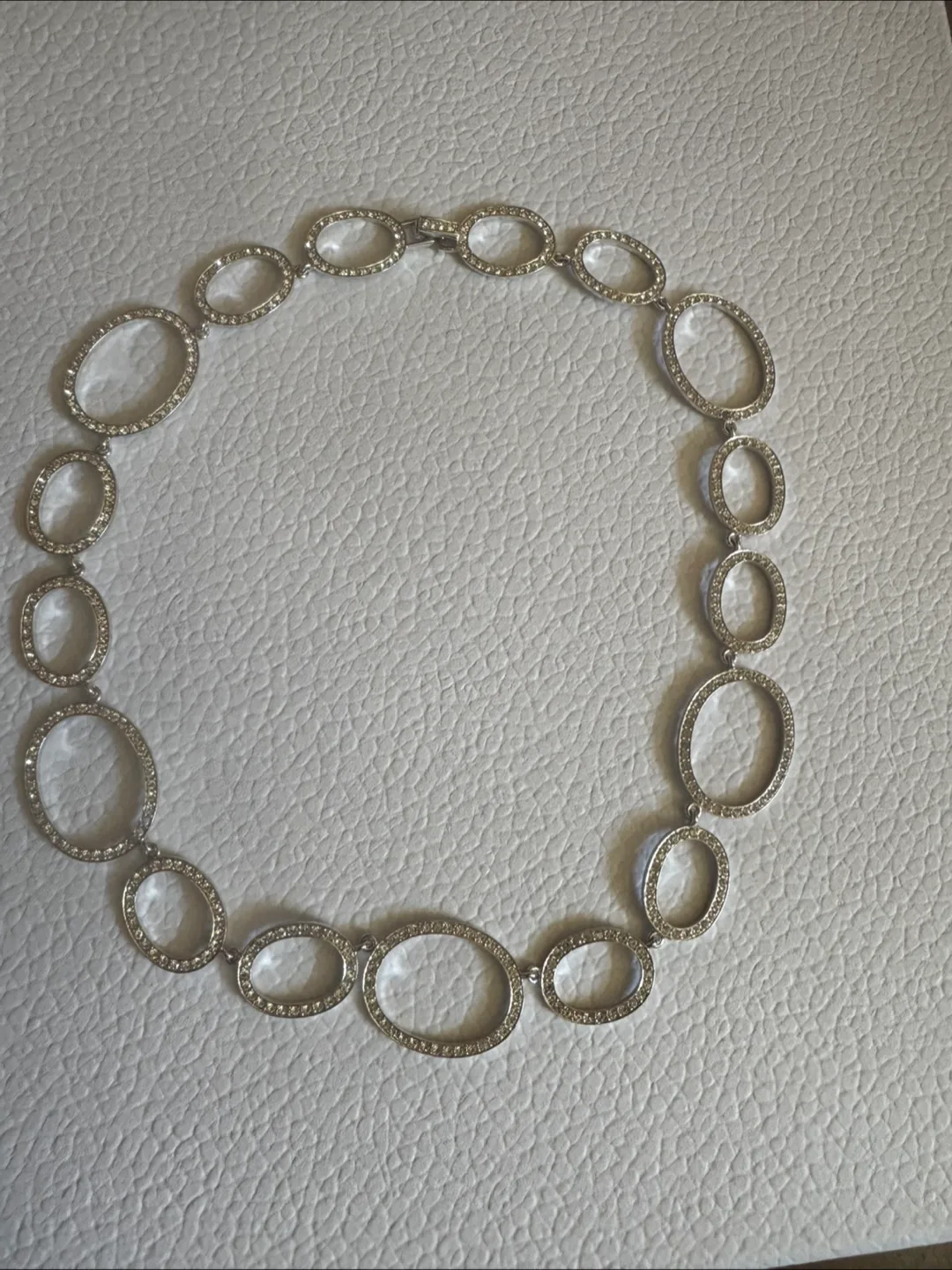 Silver Tone Oval Link Necklace thumbnail