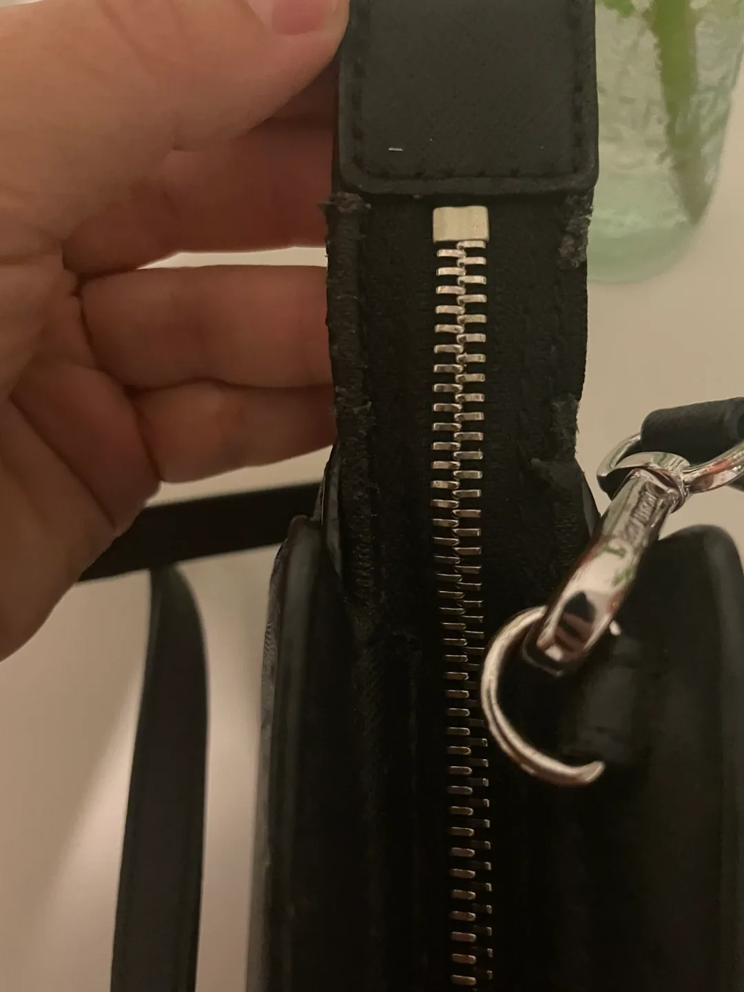 Michael Kors Black Crossbody Bag image indicator(6)