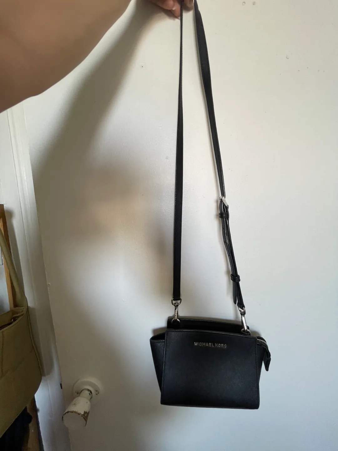 Michael Kors Black Crossbody Bag image indicator(3)