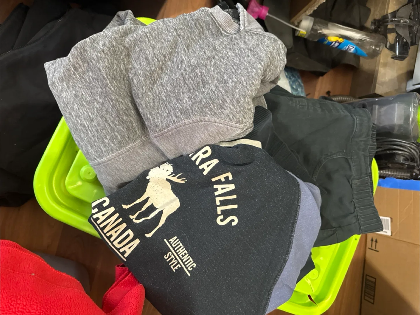 Mixed Men’s  Clothing Lot image indicator(3)