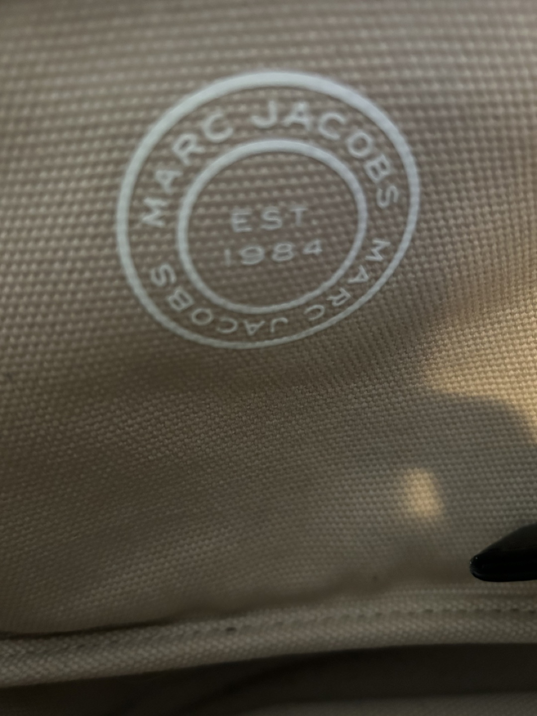 Marc Jacobs Tote Bag - Beige with Black Straps - photo 4