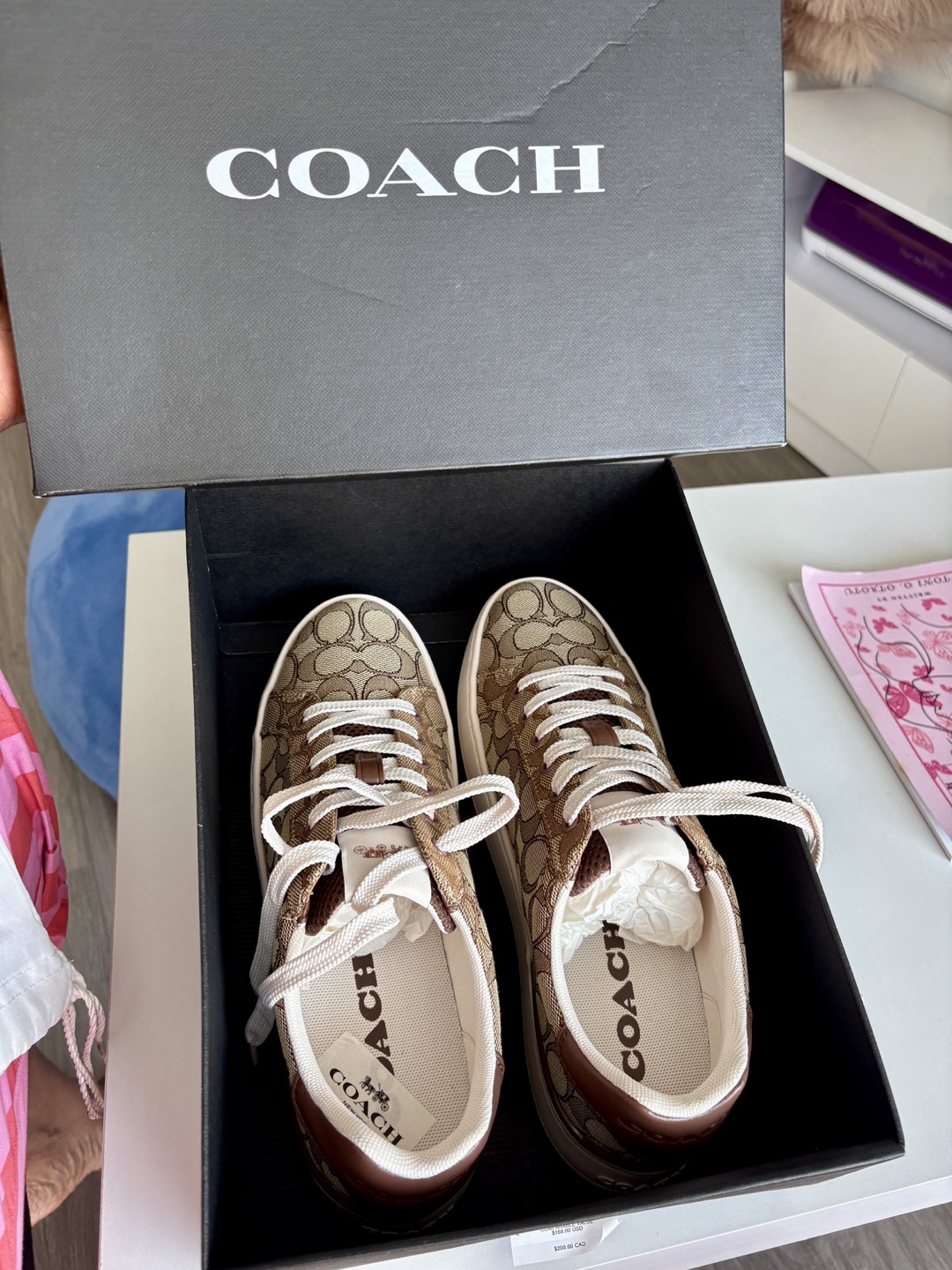 New Coach Women's Sneakers Size 6.5 - photo 4