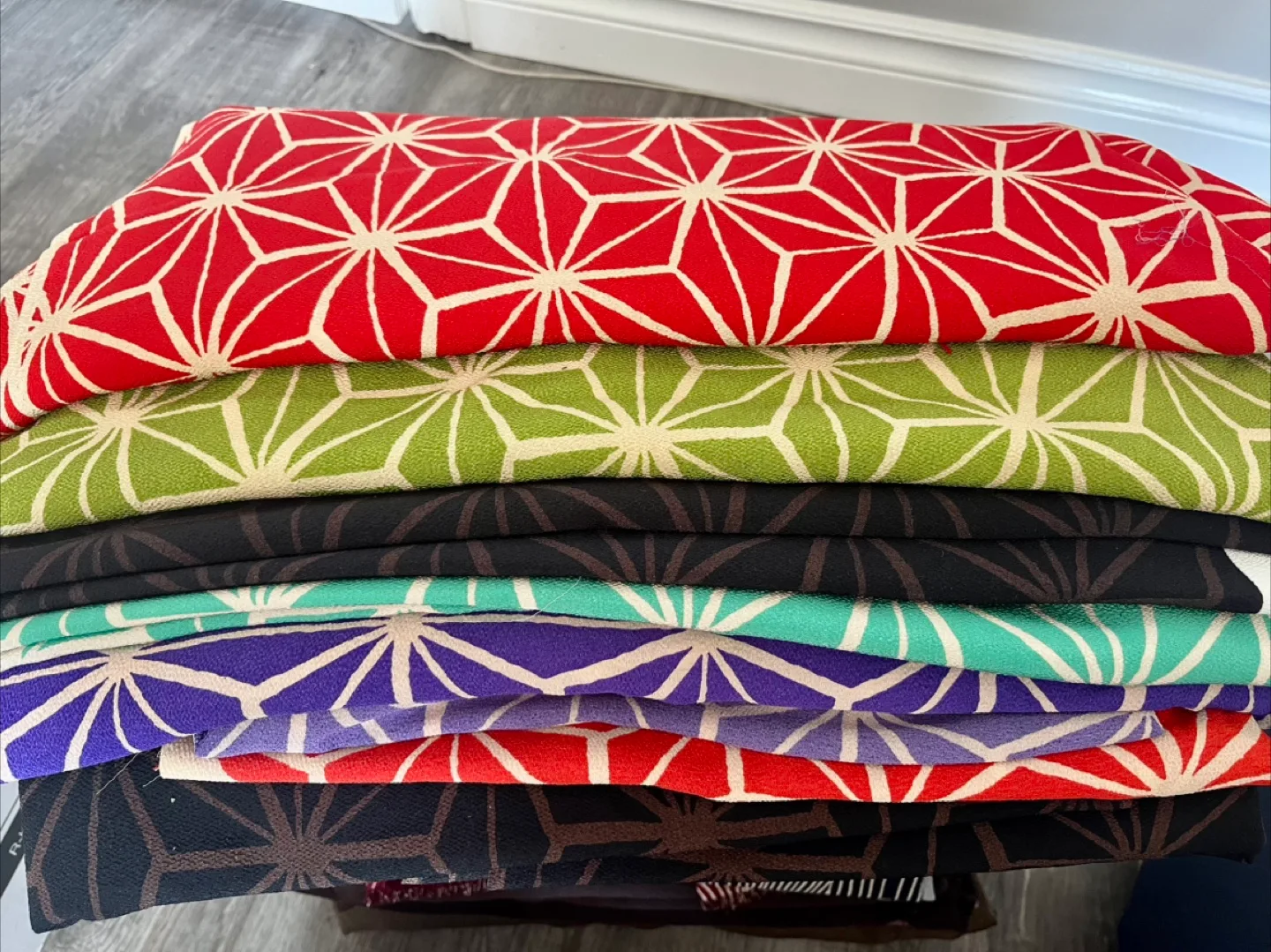 Large selection of Japanese Chirimen/Crepe Fabric image indicator(9)