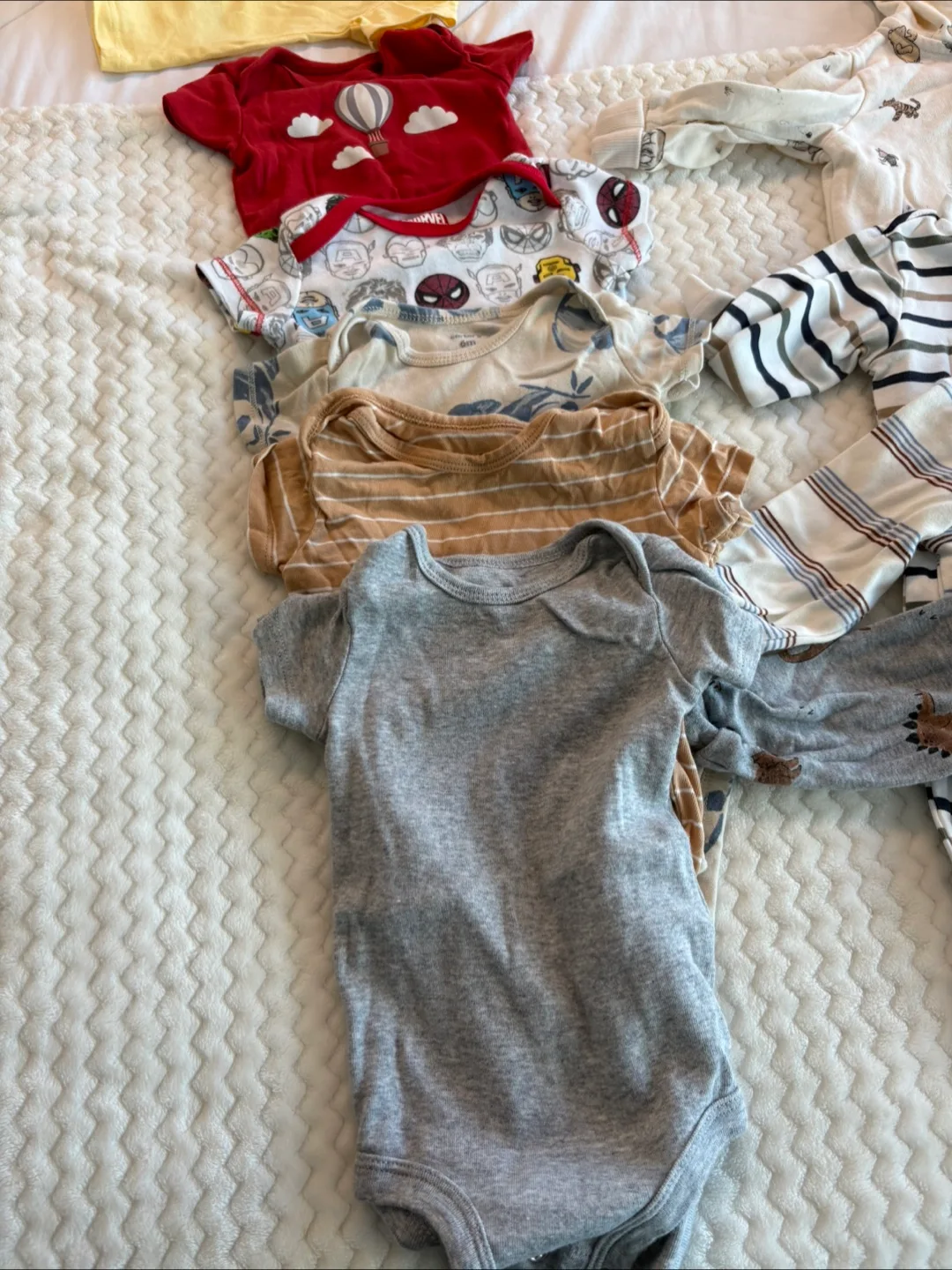 Baby Clothes Bundle - 3 to 6 months image indicator(3)