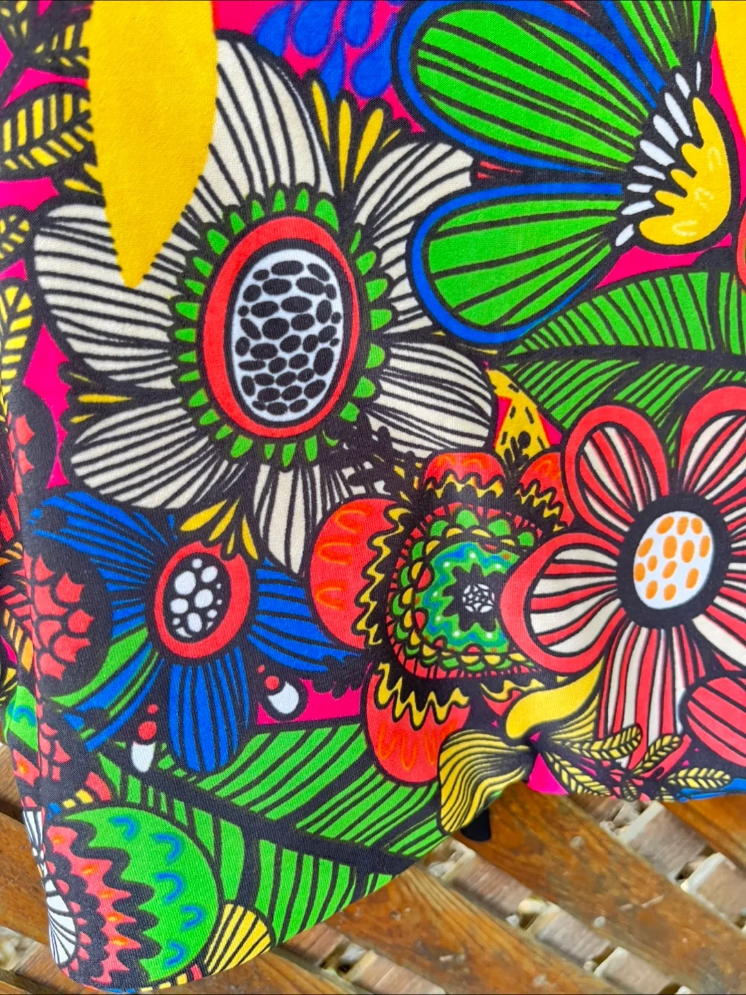 Floral Print Crop Top image indicator(3)