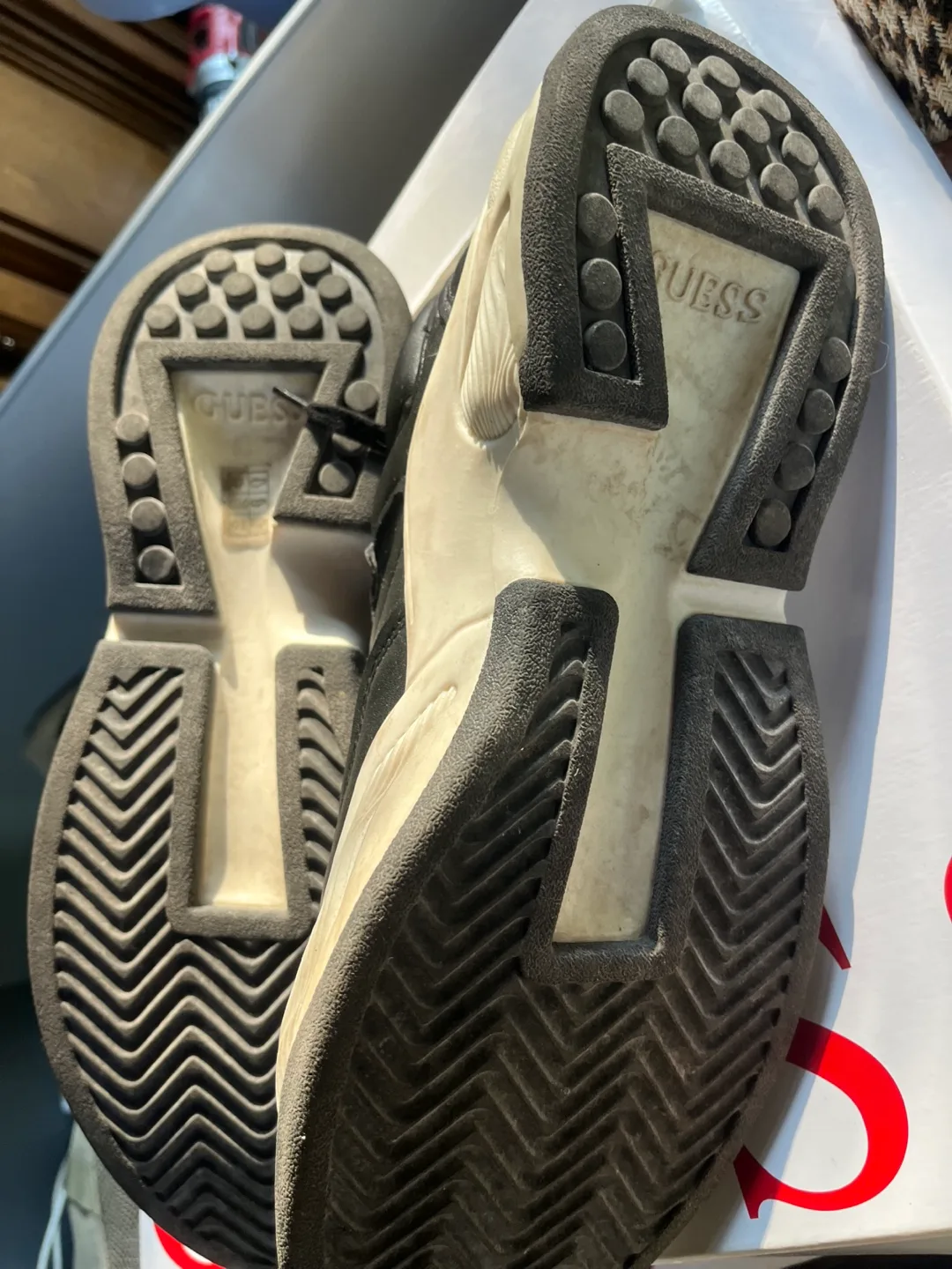 Guess Black Leather Sneakers US 9 image indicator(4)