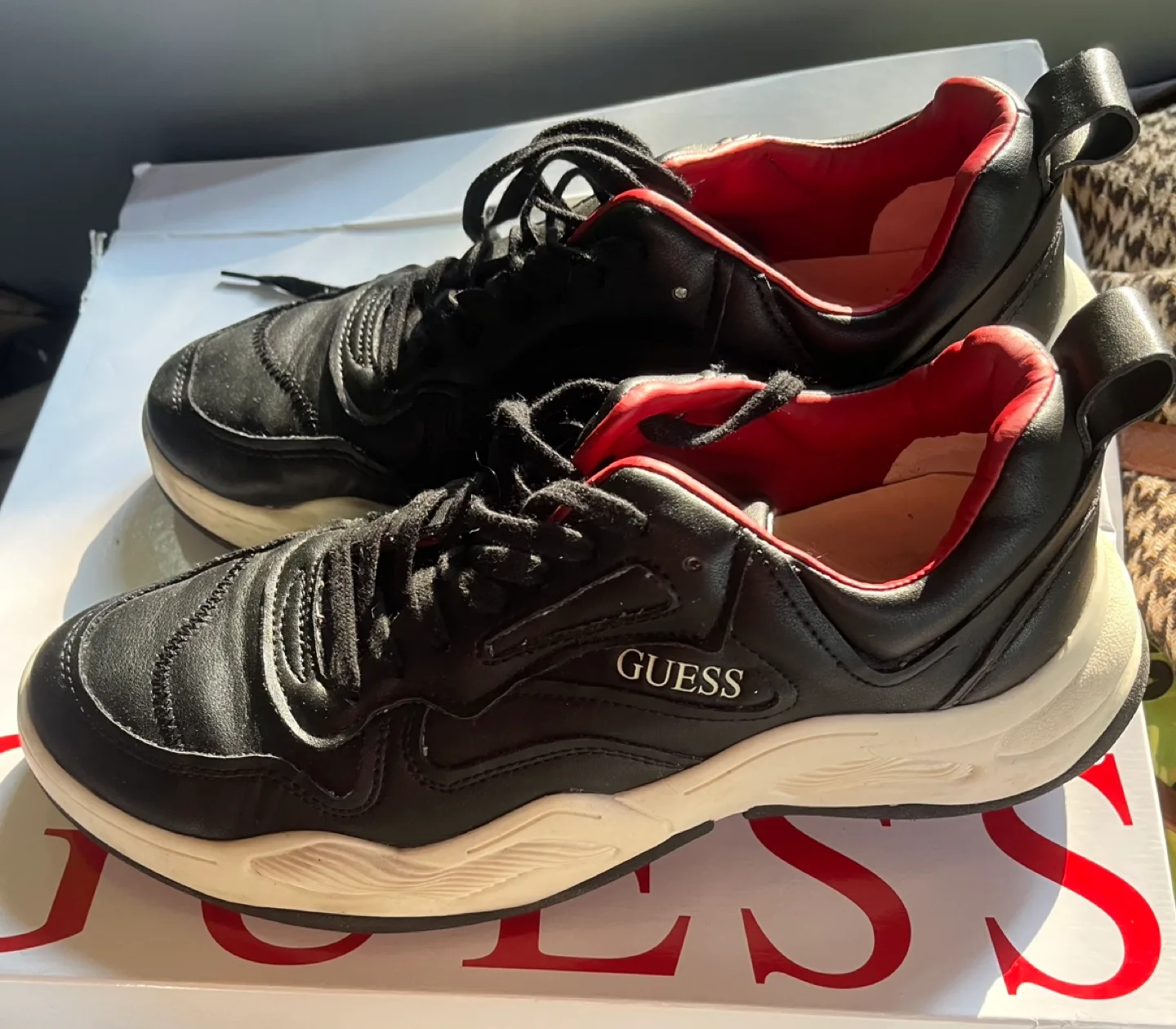 Guess Black Leather Sneakers US 9 image indicator(2)