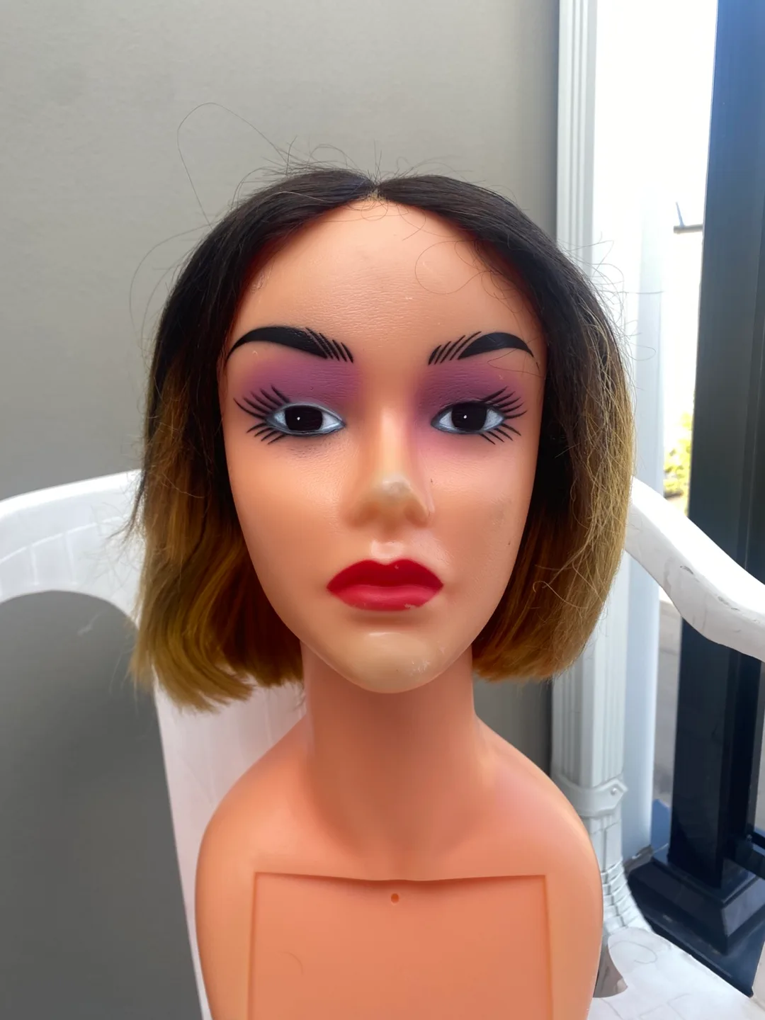 Blonde Bob Wig image indicator(3)