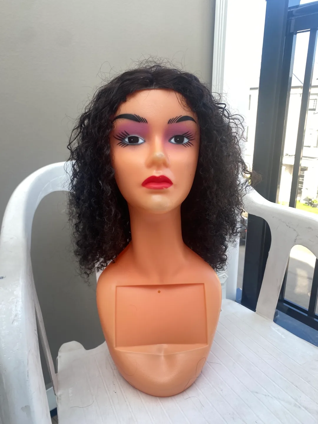 Curly black Wig image indicator(2)