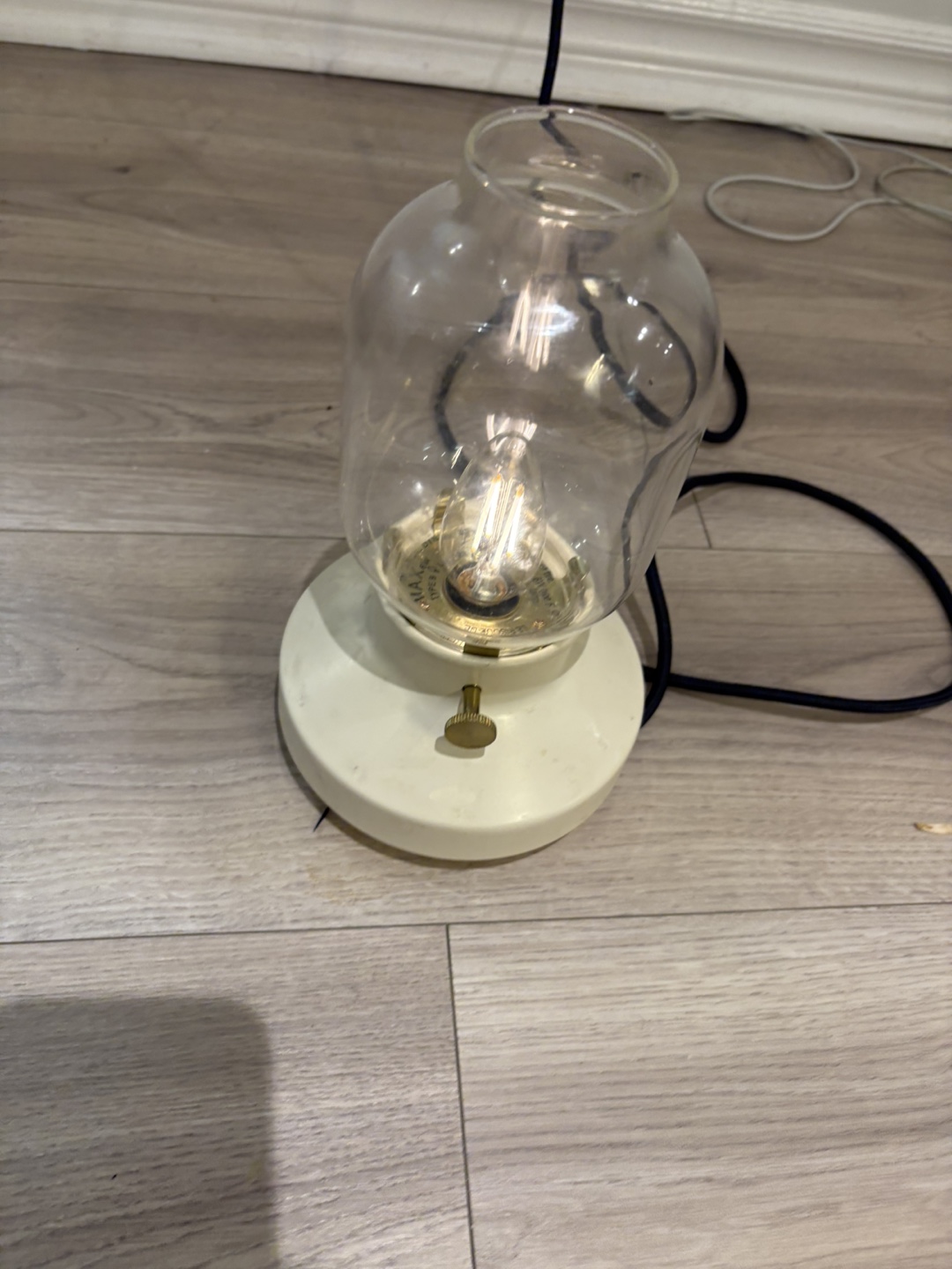Clear Glass Table Lamp - photo 4