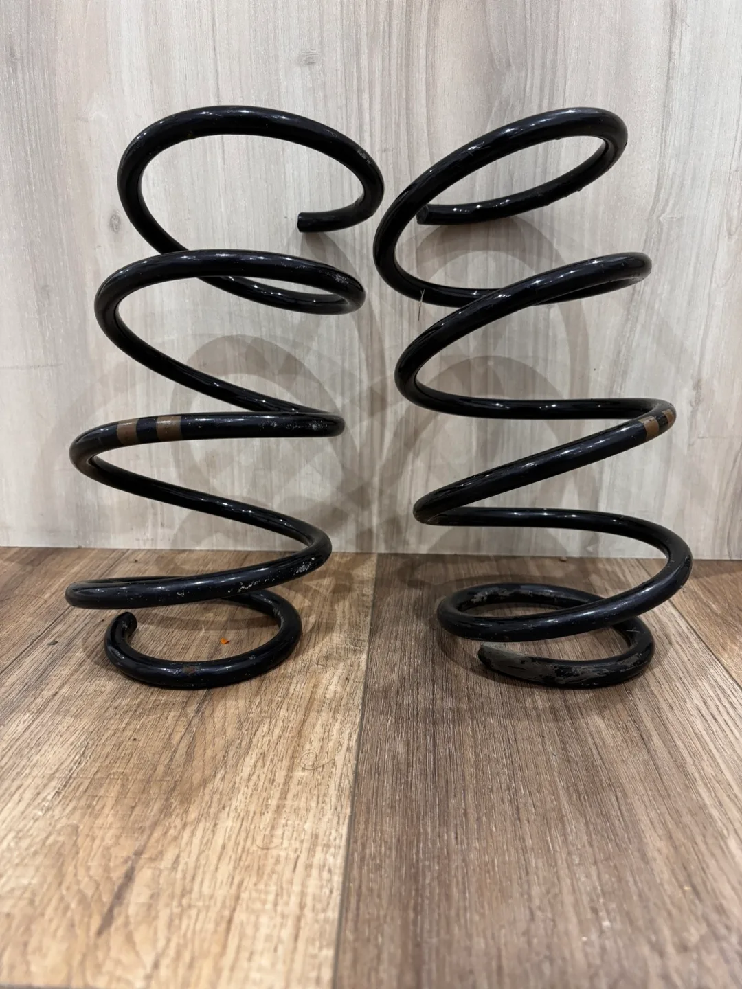 Mini Cooper S R56 amortisseurs arrière + bonus – bon état image indicator(3)