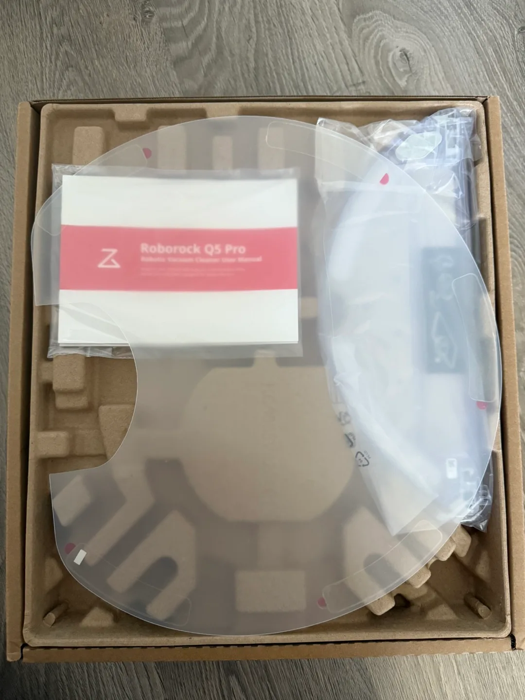 Roborock Q5 Pro Robot Vacuum - Black image indicator(8)