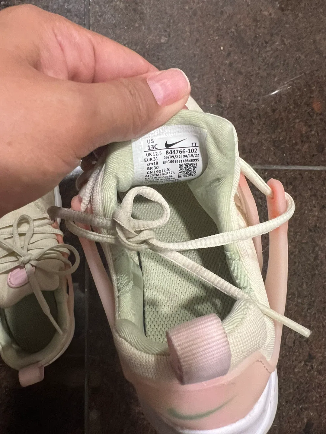 Nike Air Presto Kids Size 13C image indicator(4)