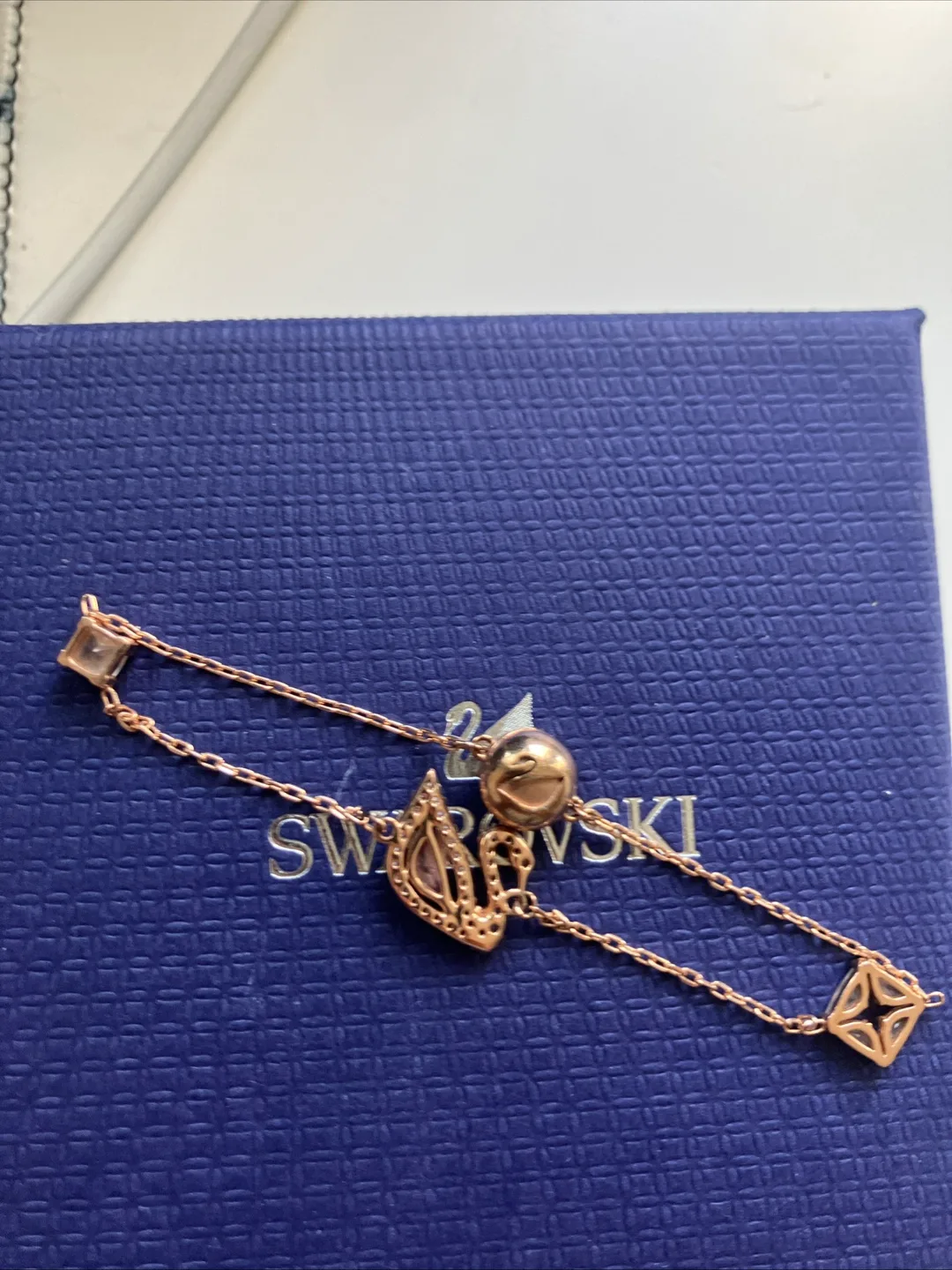 Swarovski Swan Bracelet, Rose Gold image indicator(3)