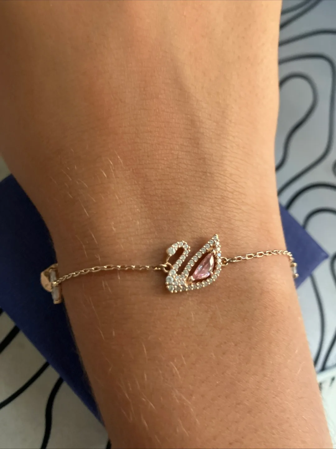 Swarovski Swan Bracelet, Rose Gold image indicator(6)