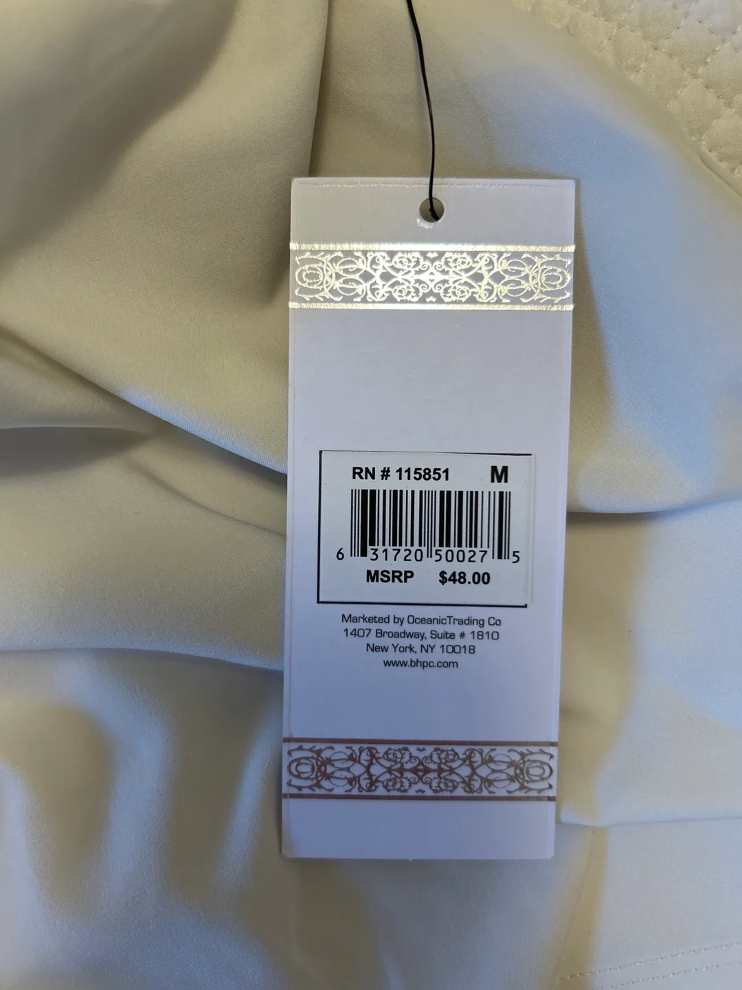 Polo shorts image indicator(3)