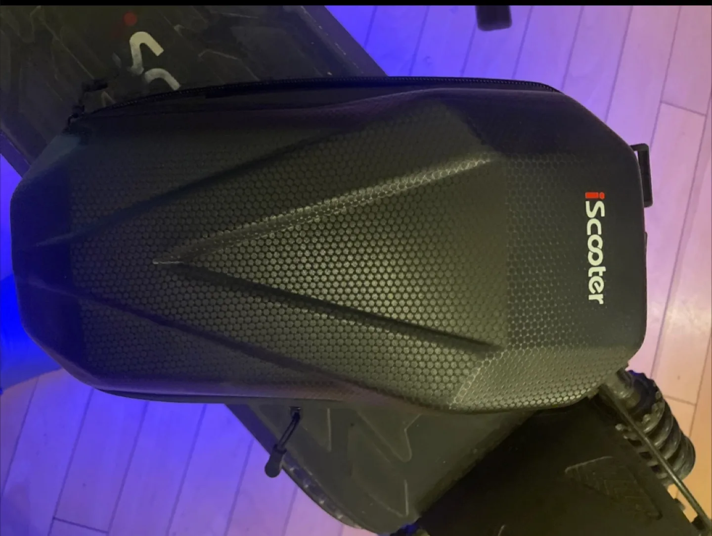 iScooter Electric Scooter thumbnail
