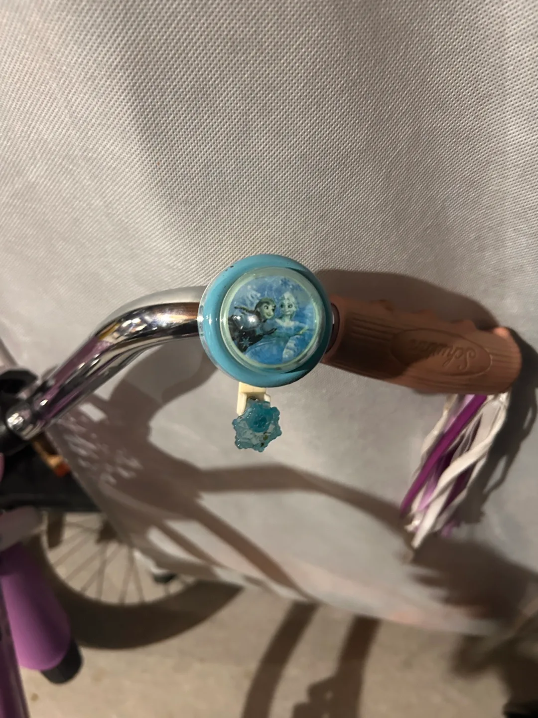 Schwinn Lilac Blossom Girls Bike - Frozen Bell image indicator(2)