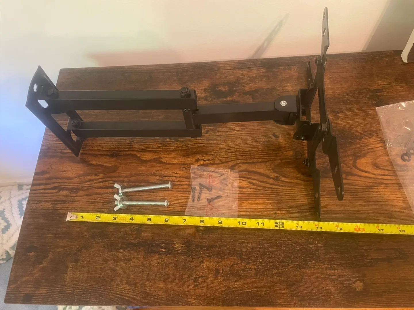 Adjustable TV Wall Mount image indicator(2)