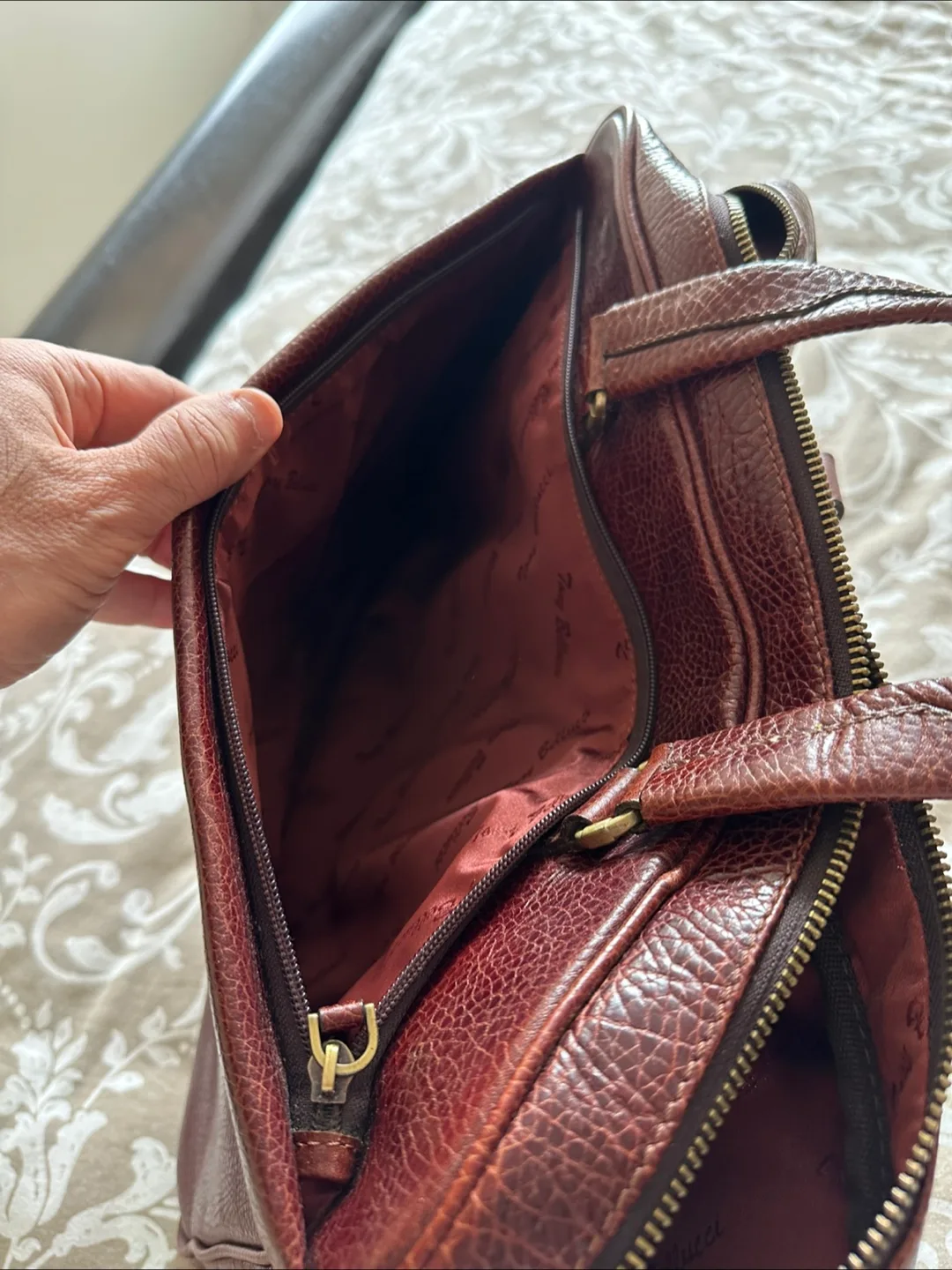 Brown Genuine Leather Briefcase image indicator(5)