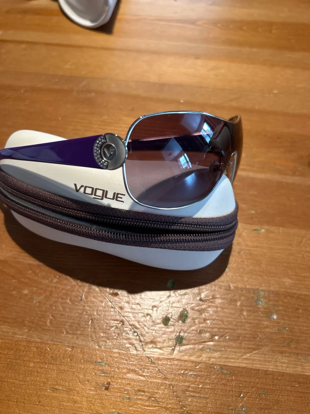 Mixed Sunglasses Lot - Chloé, D&G, Vogue, Range Rover image indicator(4)