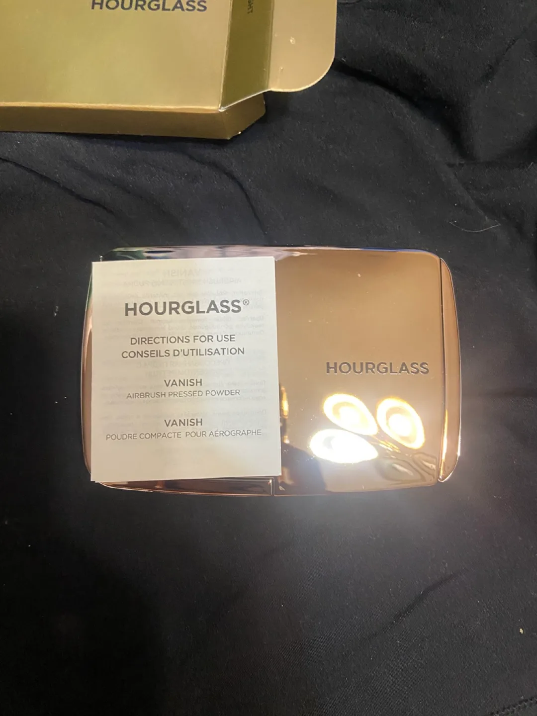 Hourglass Vanish Airbrush Pressed Powder - Translucent Light thumbnail