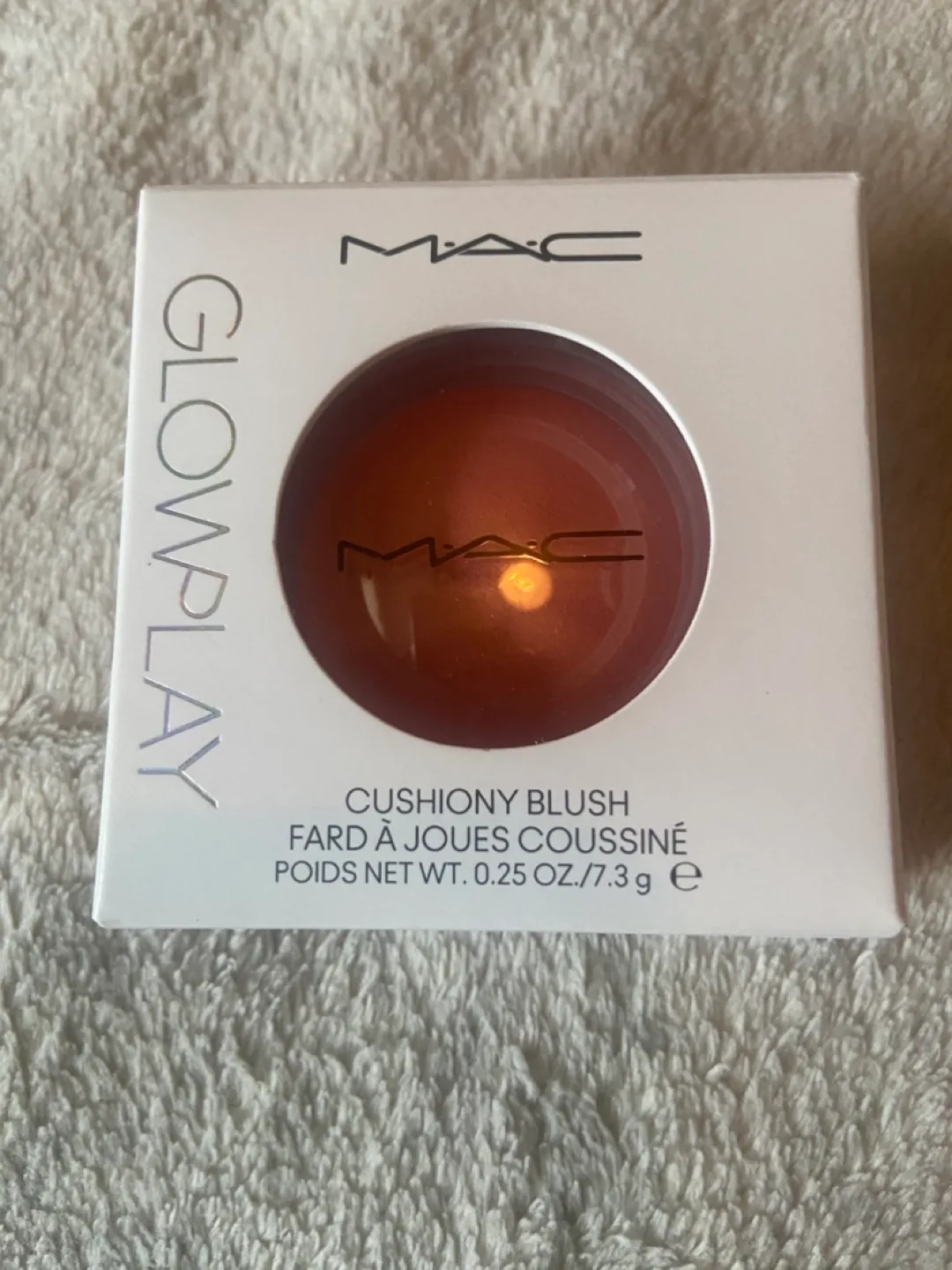 MAC Glow Play Cushiony Blush - Cheer Up thumbnail