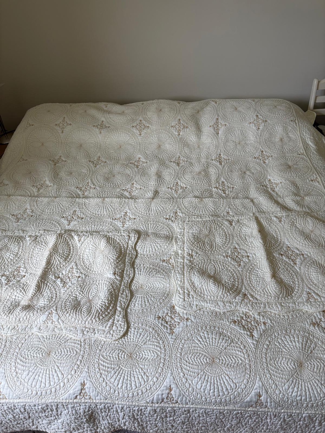 Queen Quilted Bedset - Neutral Tone