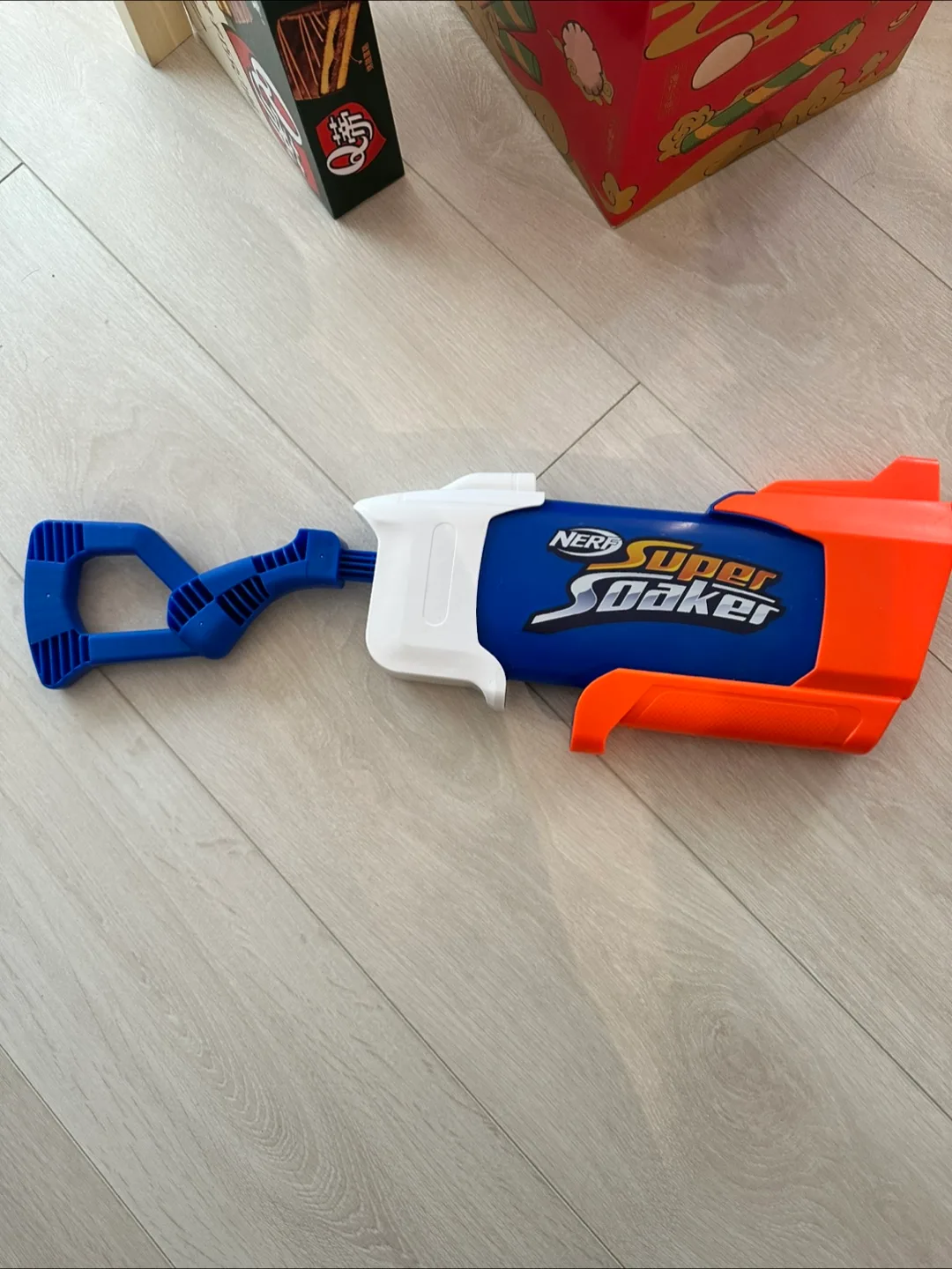 Nerf Super Soaker Water Gun thumbnail