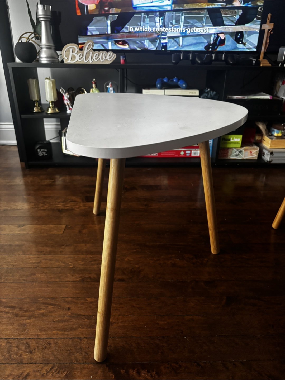 Set of 2 White Nesting Tables - photo 5
