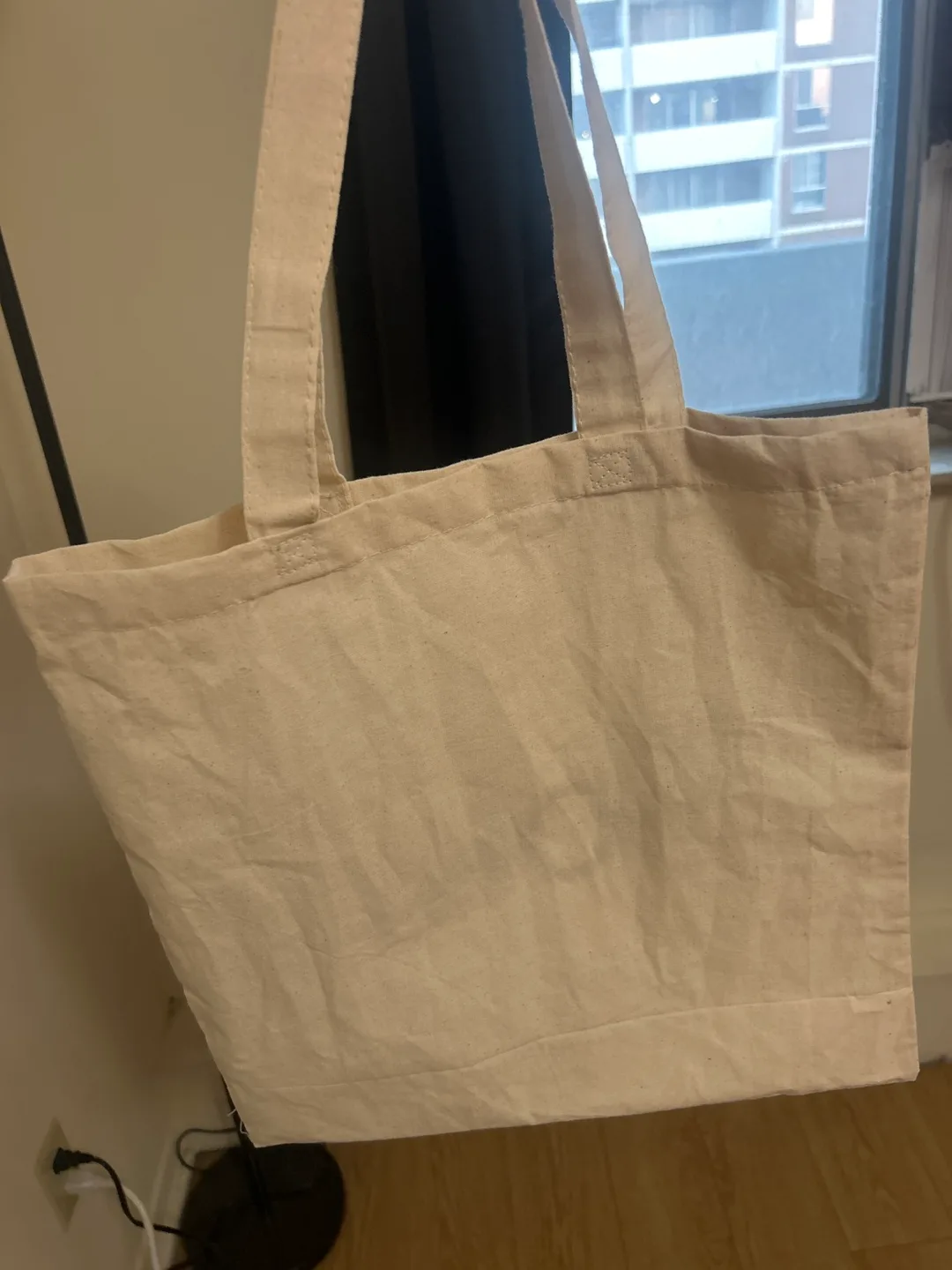 Soke Beige Tote Bag image indicator(2)