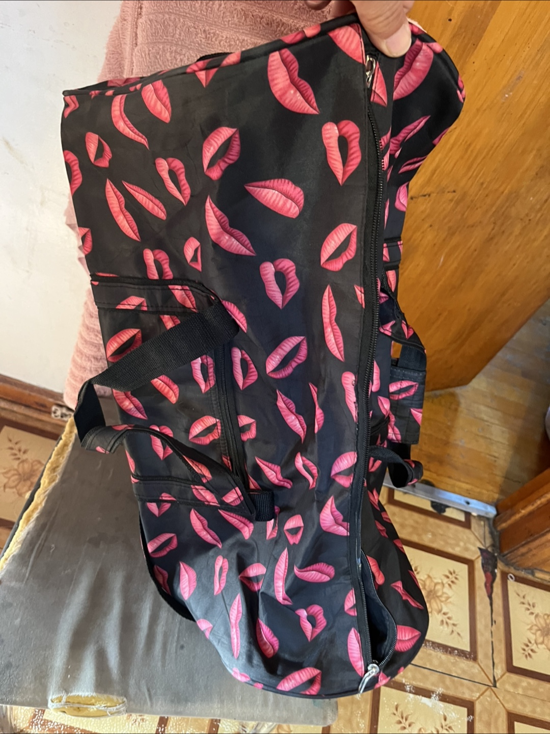 Lips Print Duffle Bag