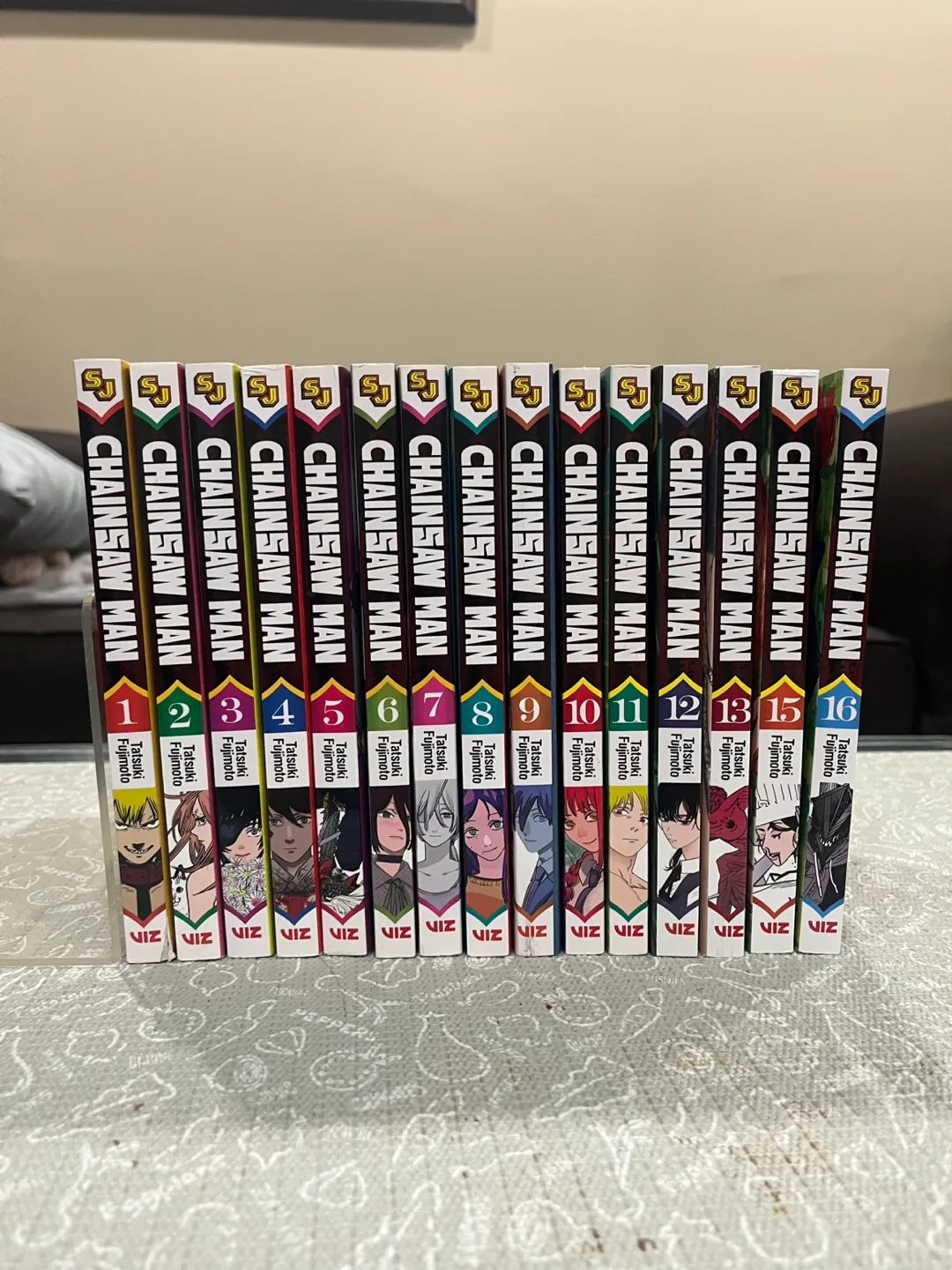 Chainsaw Man 1-12, 14-16 Manga (15 volumes) thumbnail