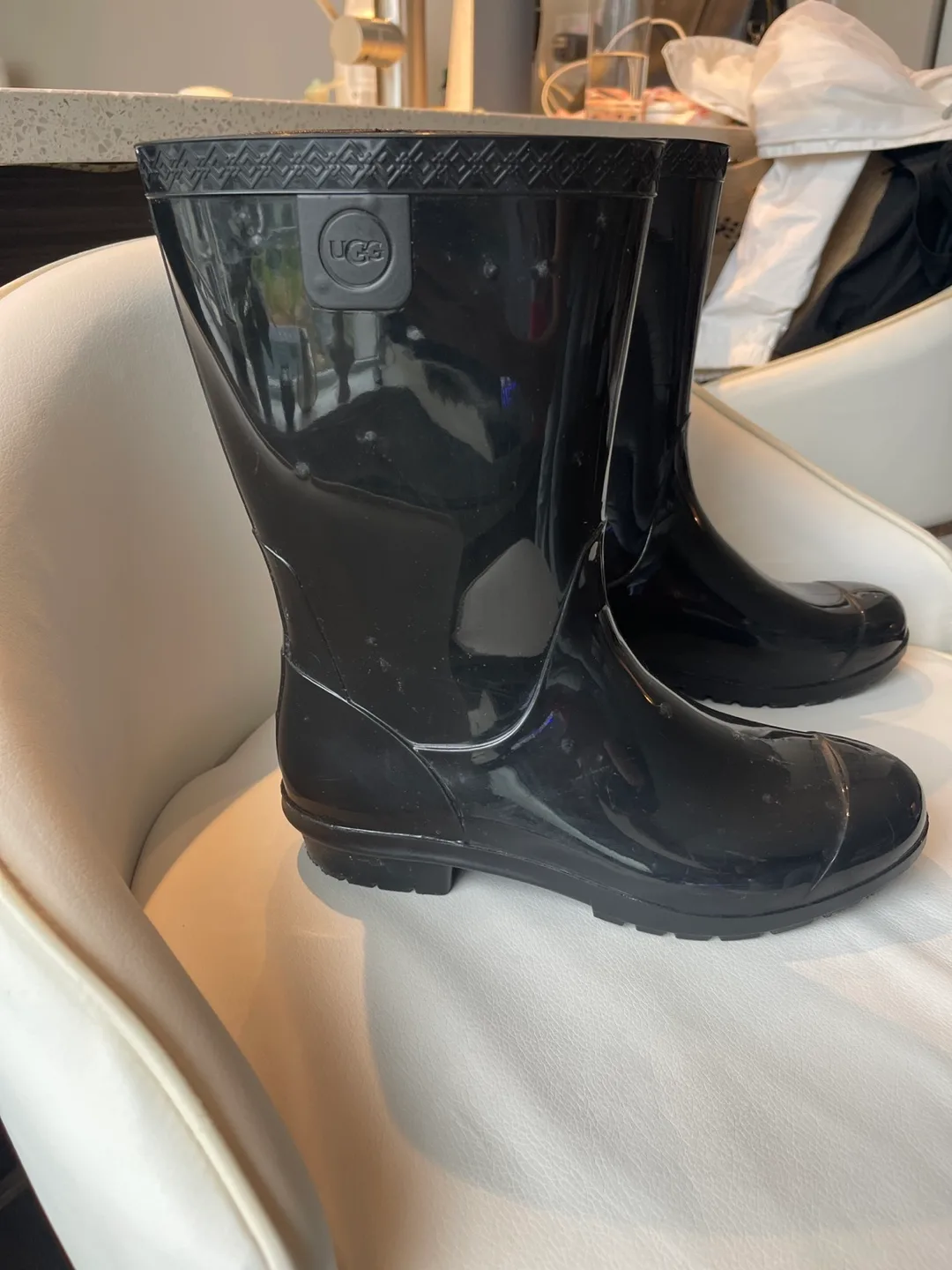 UGG Shaye Rain Boots - Black thumbnail