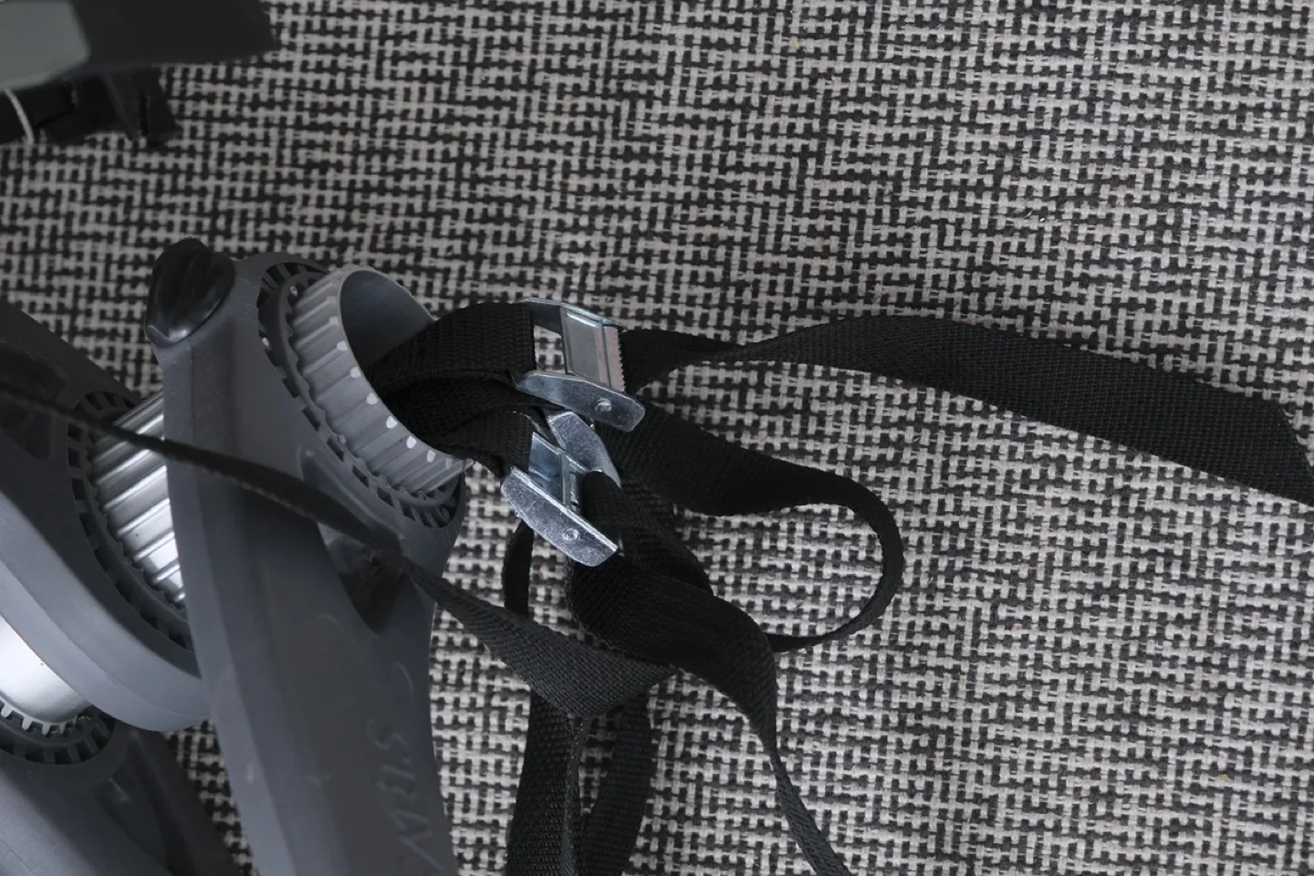 Saris Bones - Car Bike Rack – Sturdy & Adjustable image indicator(7)