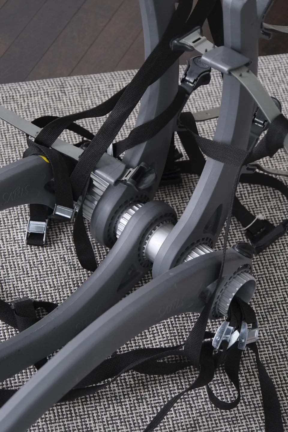 Saris Bones - Car Bike Rack – Sturdy & Adjustable image indicator(2)