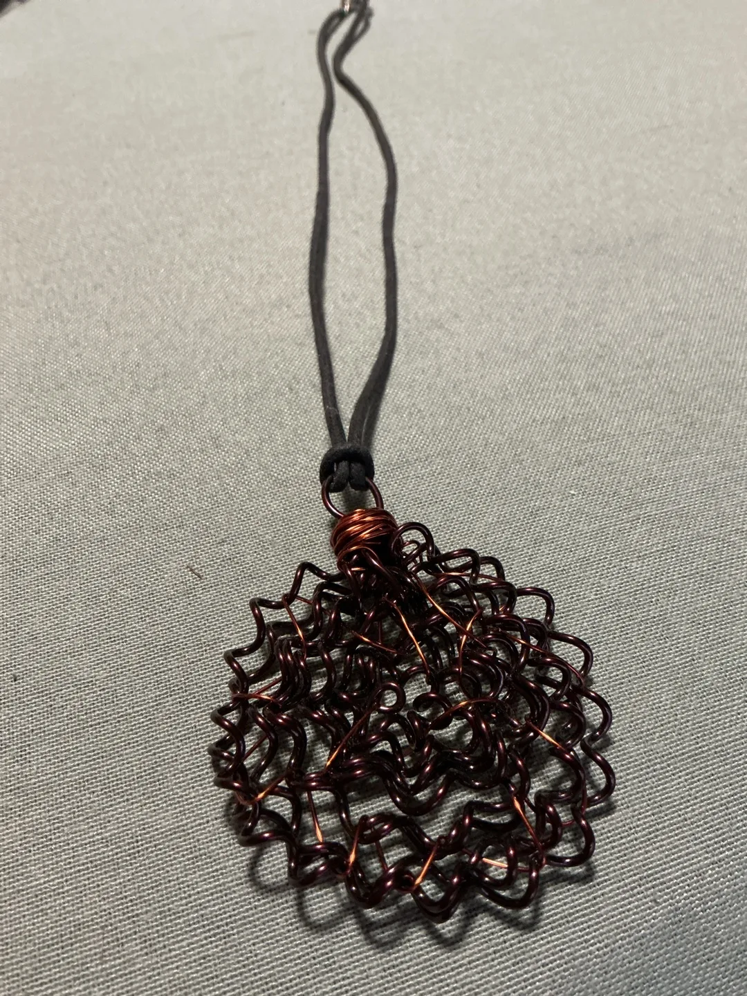 Handmade Wire Pendant Necklace thumbnail